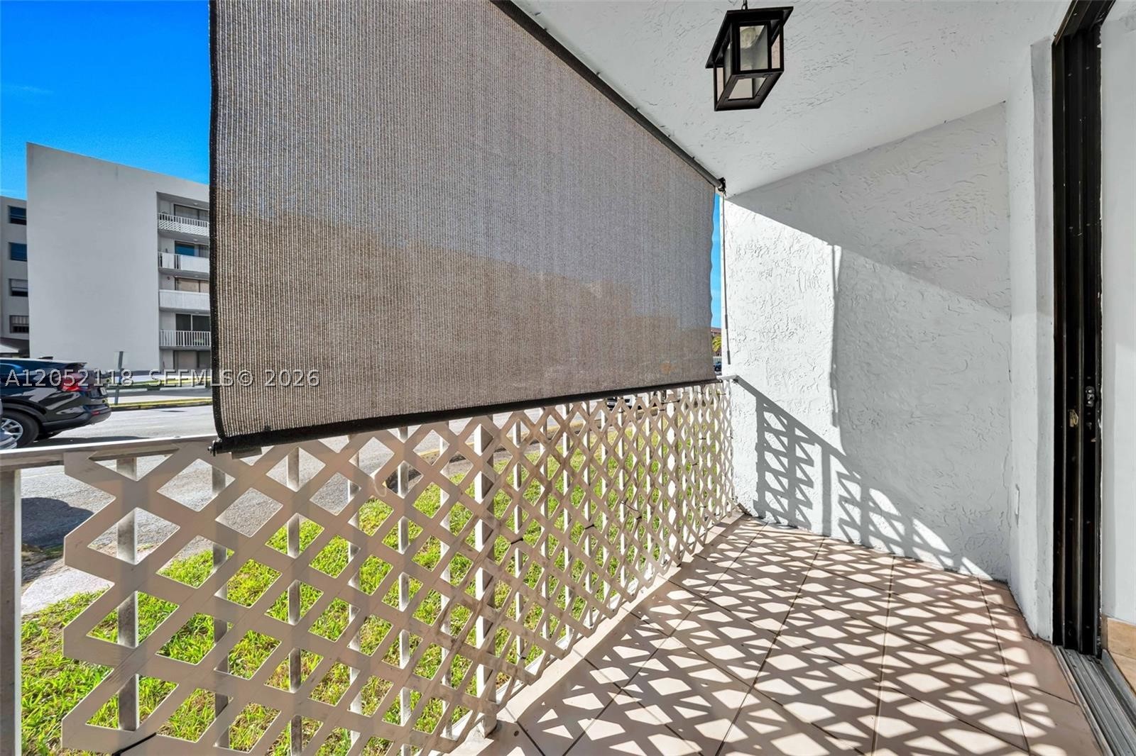 FONTAINEBLEAU GARDENS CON - Residential Lease