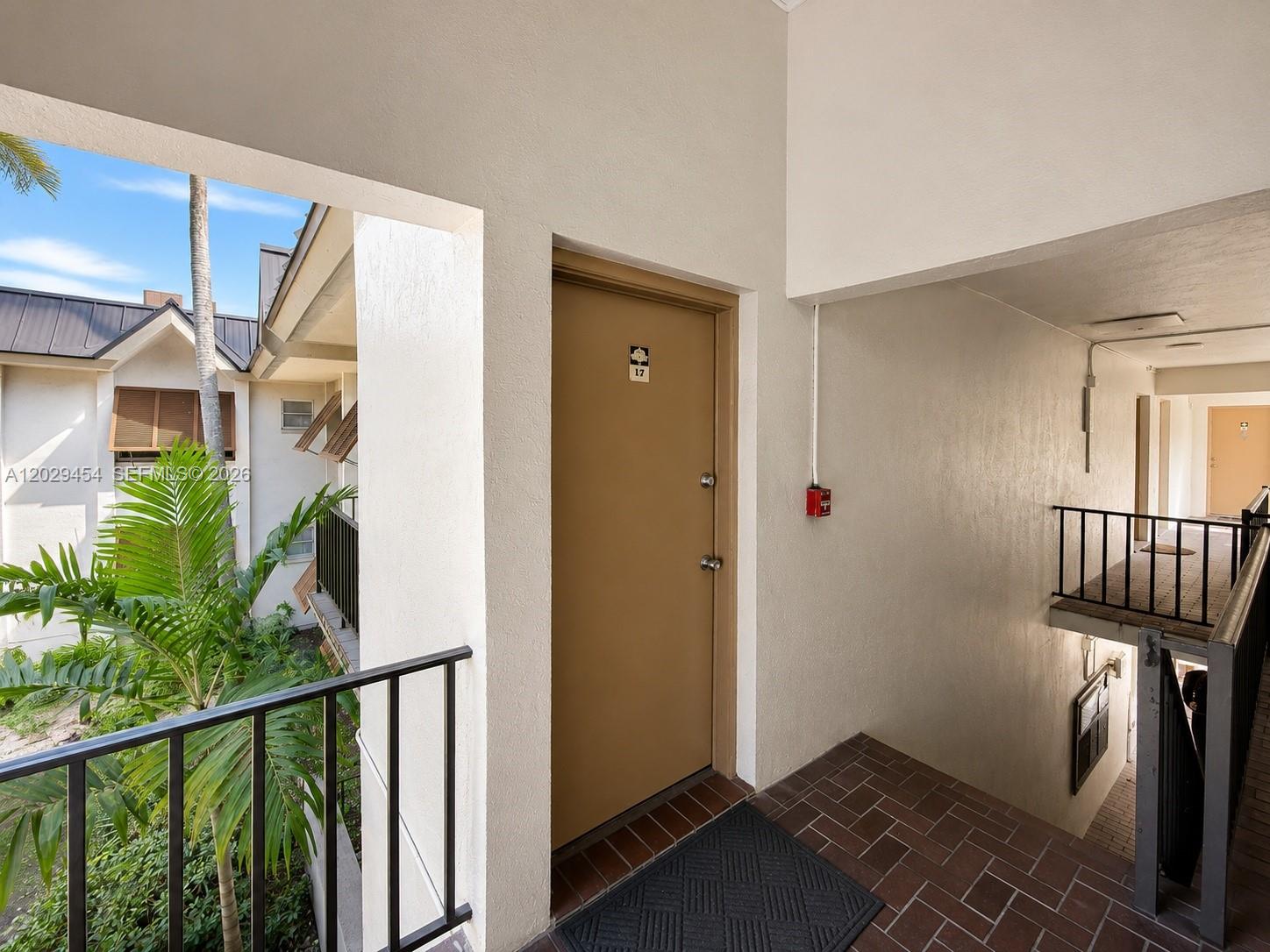 KINGSTON SQUARE CONDO - Residential Lease