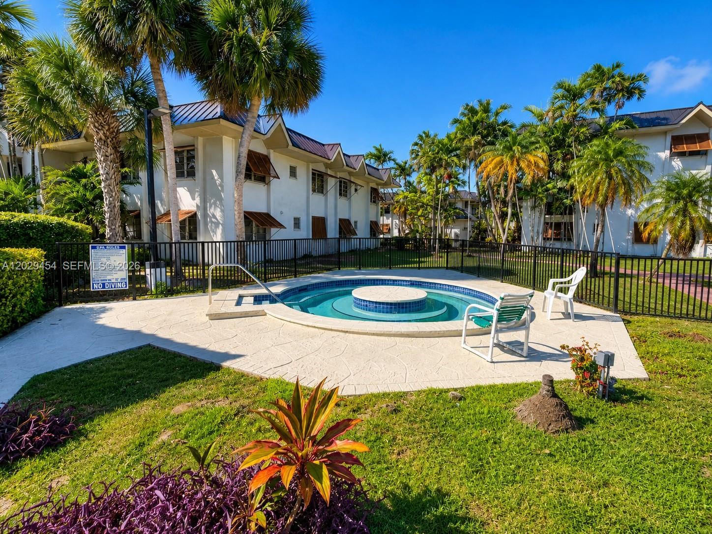 KINGSTON SQUARE CONDO - Residential Lease