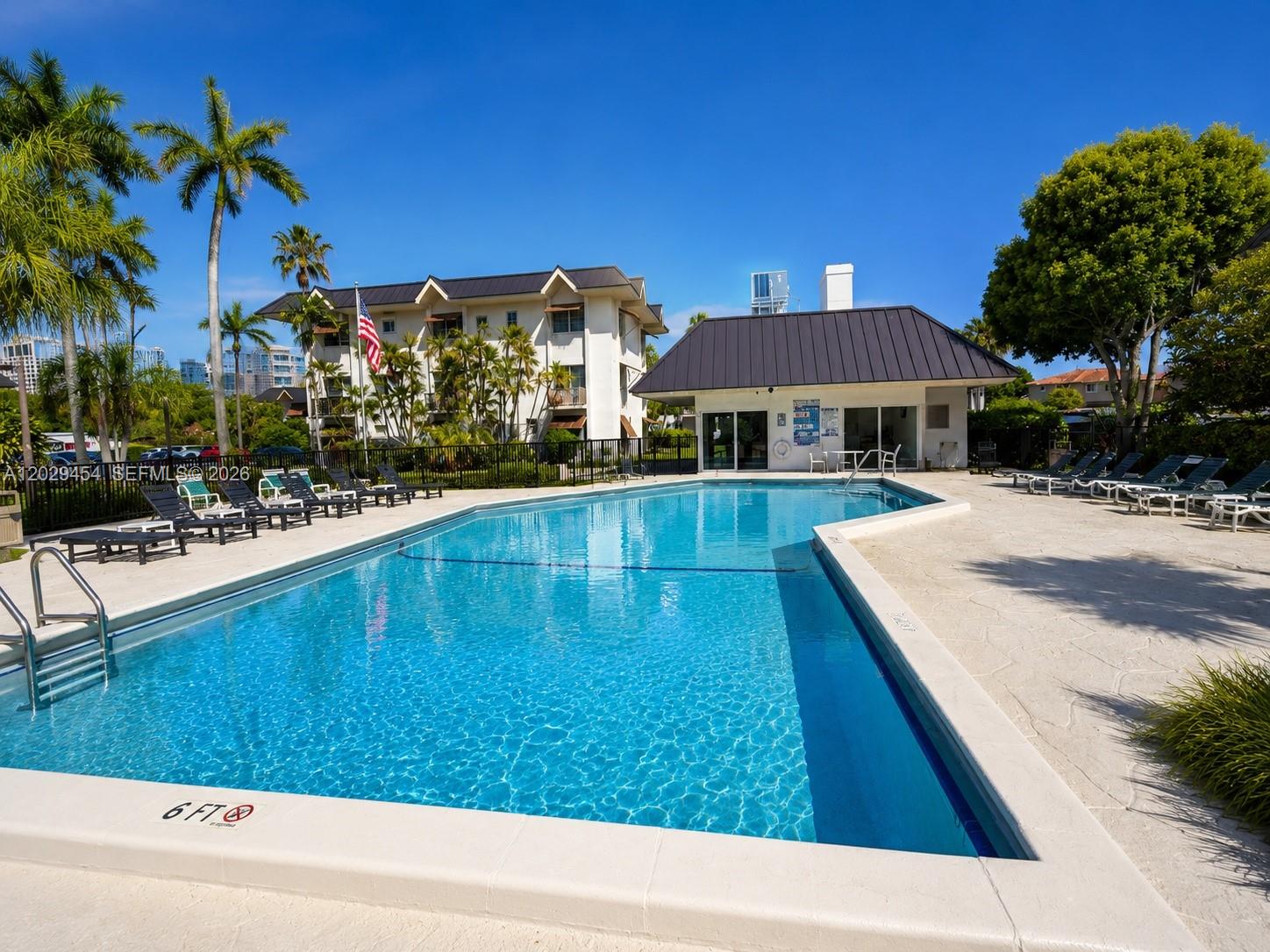 KINGSTON SQUARE CONDO - Residential Lease