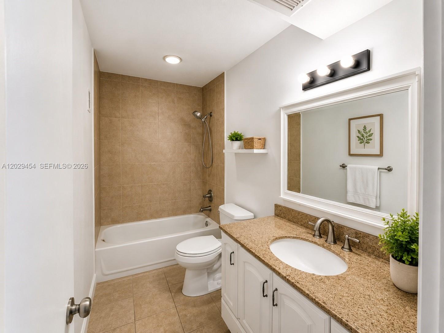 KINGSTON SQUARE CONDO - Residential Lease