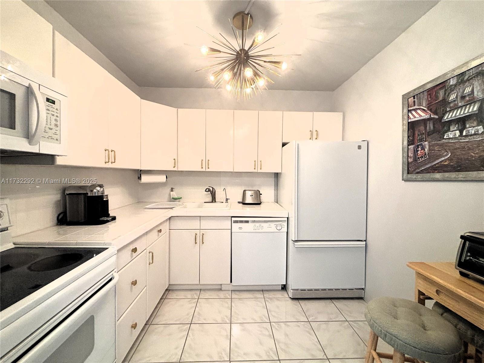CORONADO CONDO- TOWER II - Residential
