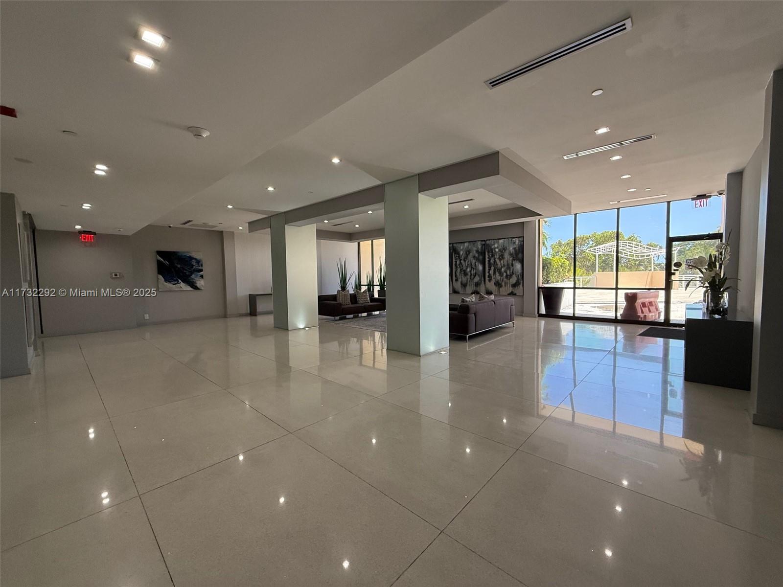CORONADO CONDO- TOWER II - Residential