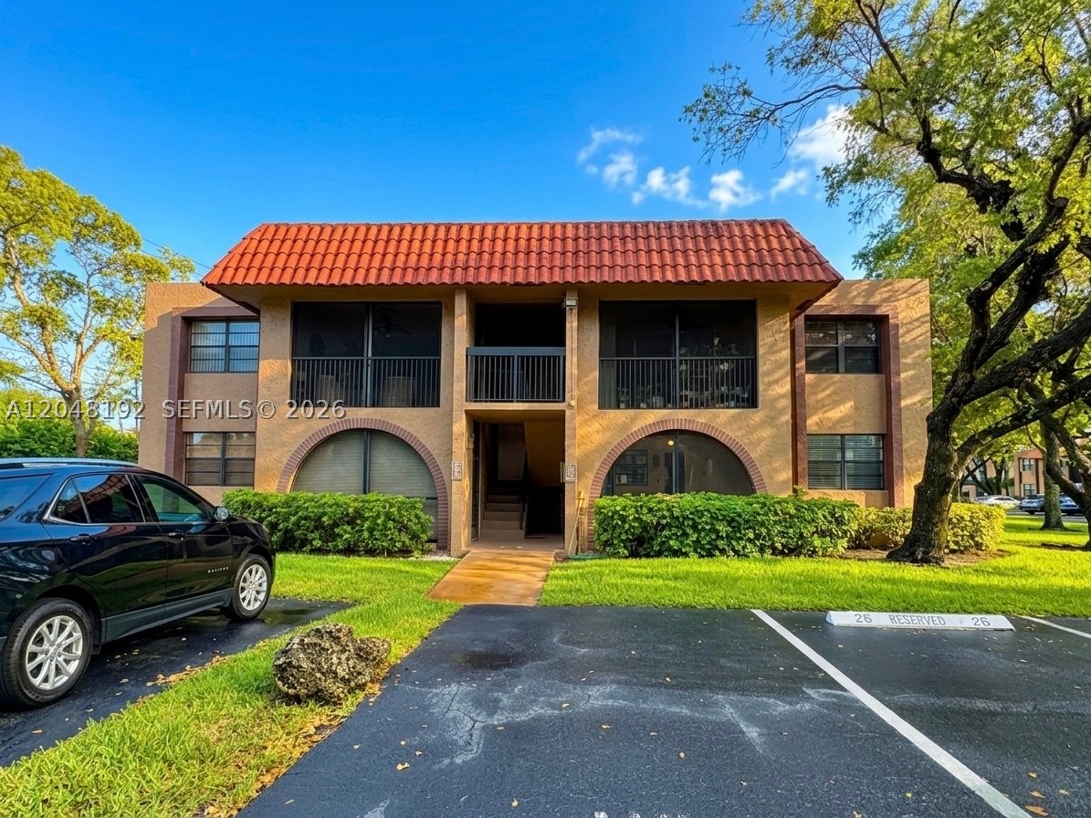 PINES OF SPRINGTREE 1 CON - Residential Lease