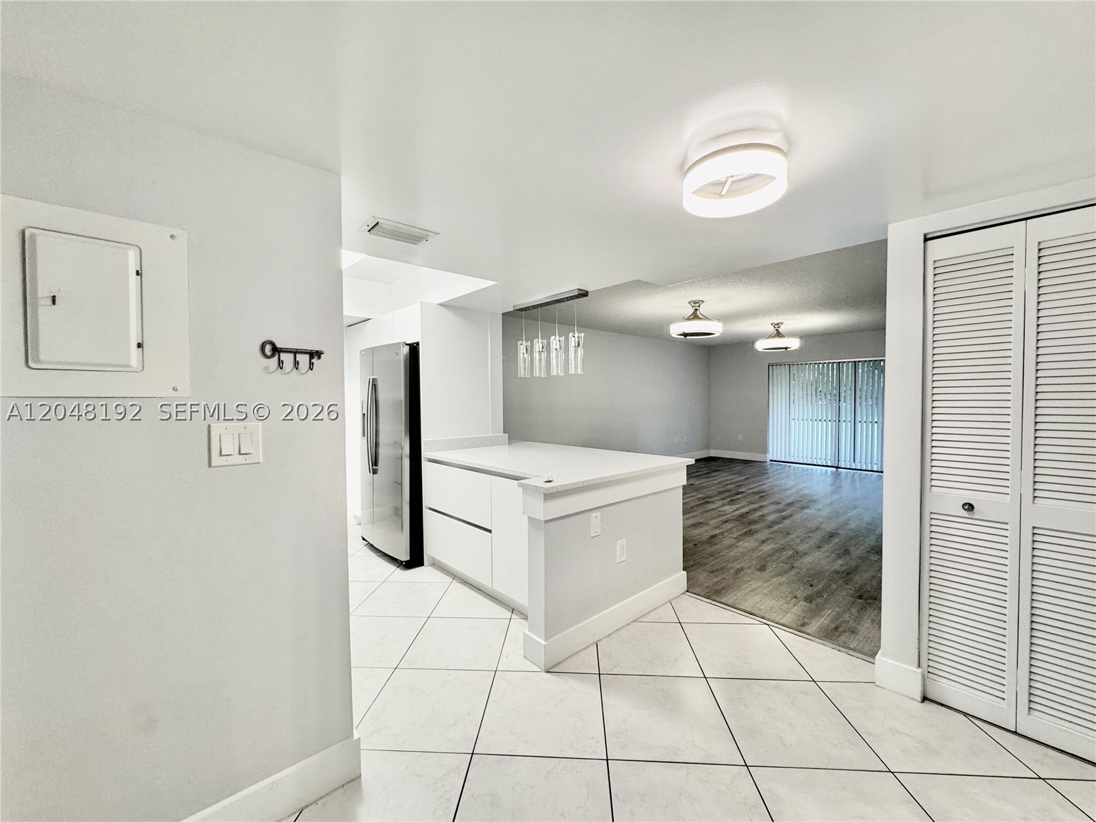 PINES OF SPRINGTREE 1 CON - Residential Lease