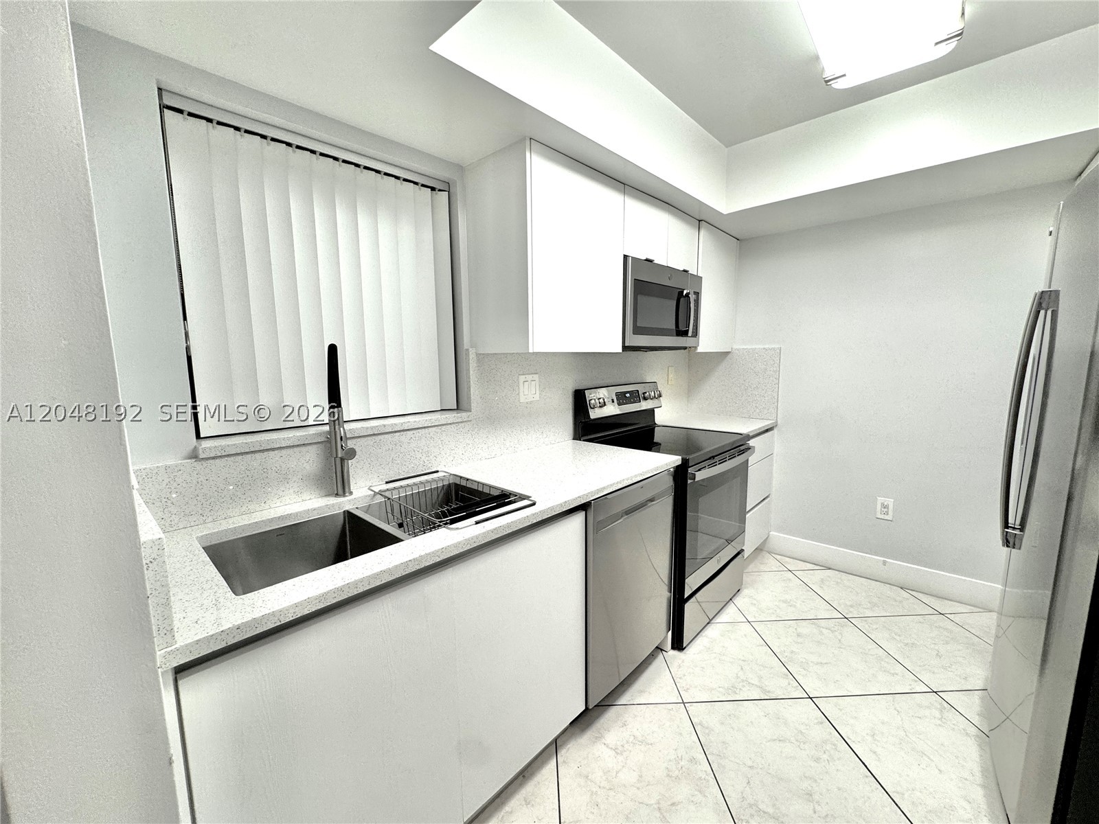 PINES OF SPRINGTREE 1 CON - Residential Lease