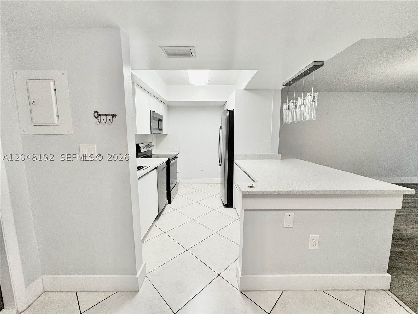 PINES OF SPRINGTREE 1 CON - Residential Lease