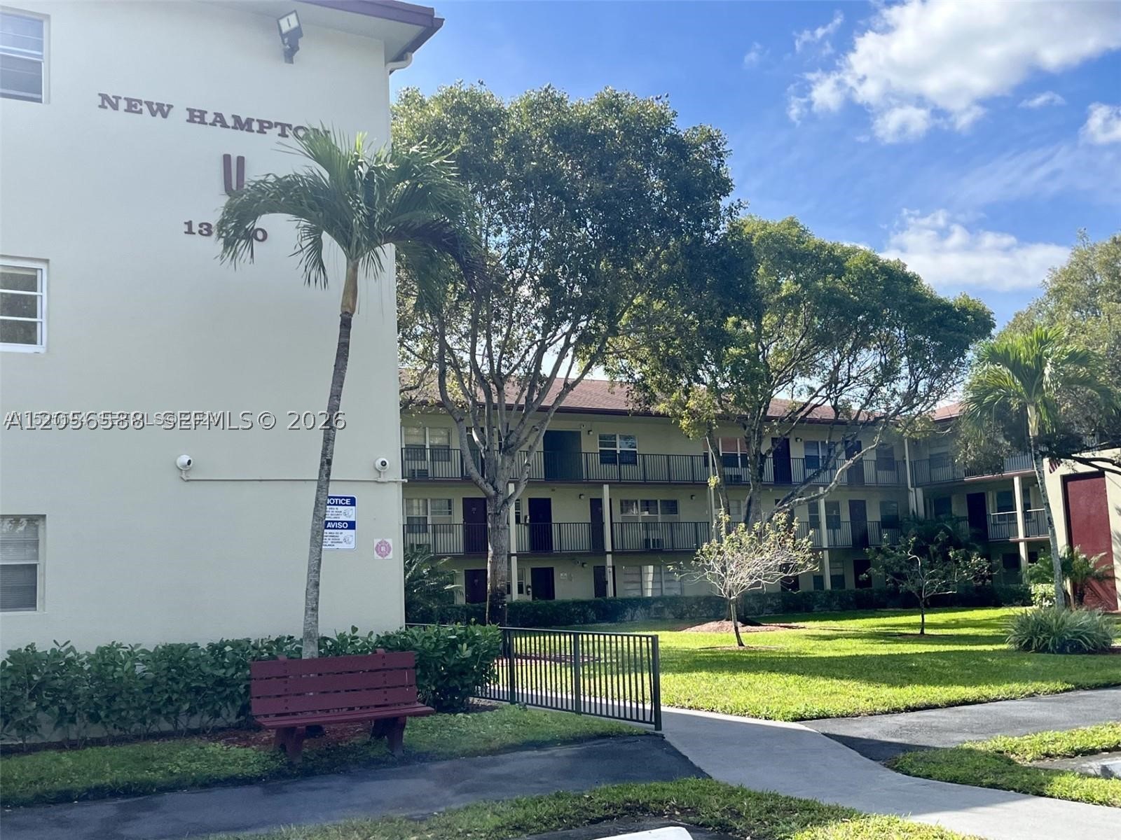 NEW HAMPTON AT CENTURY VI - Residential