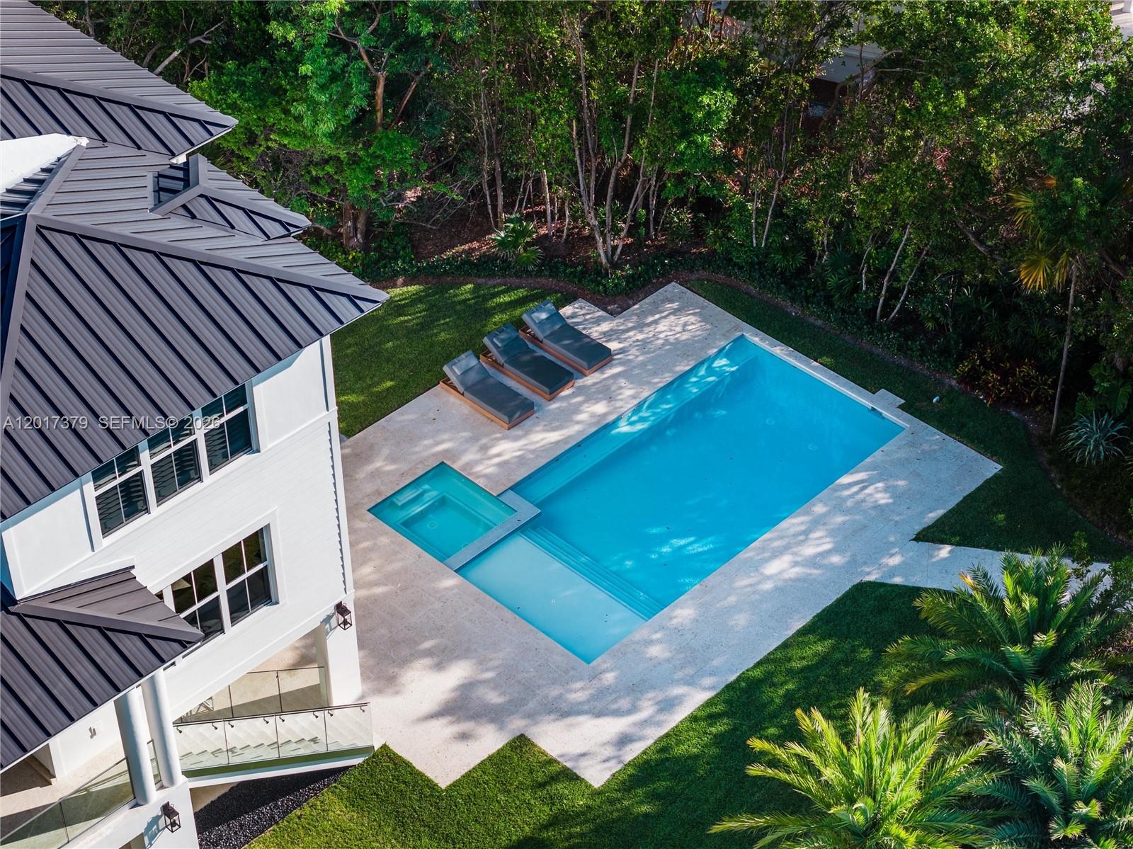 Mat Ocean Bay - Residential