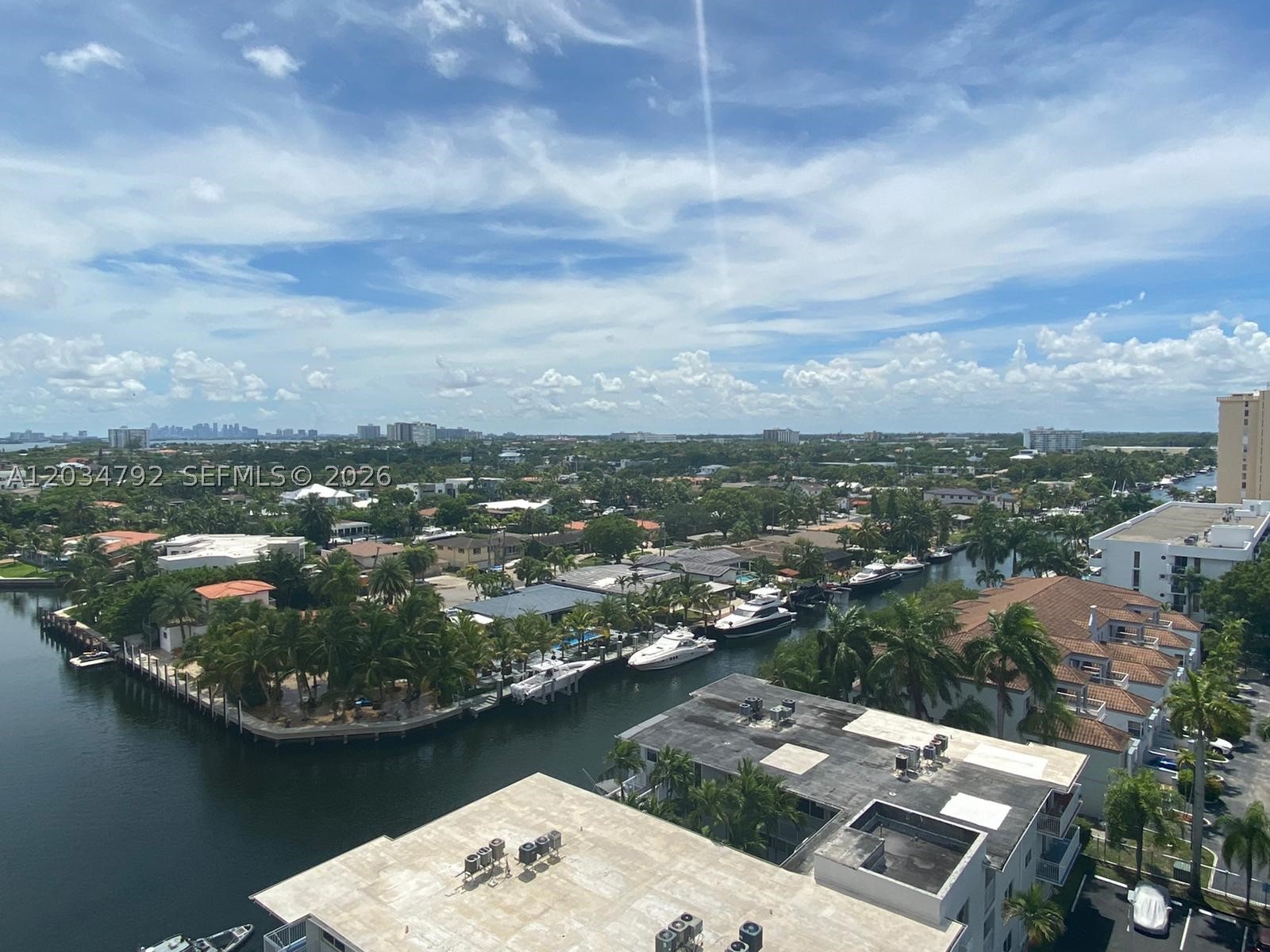 WATERSIDE TOWERS CONDO - Residential