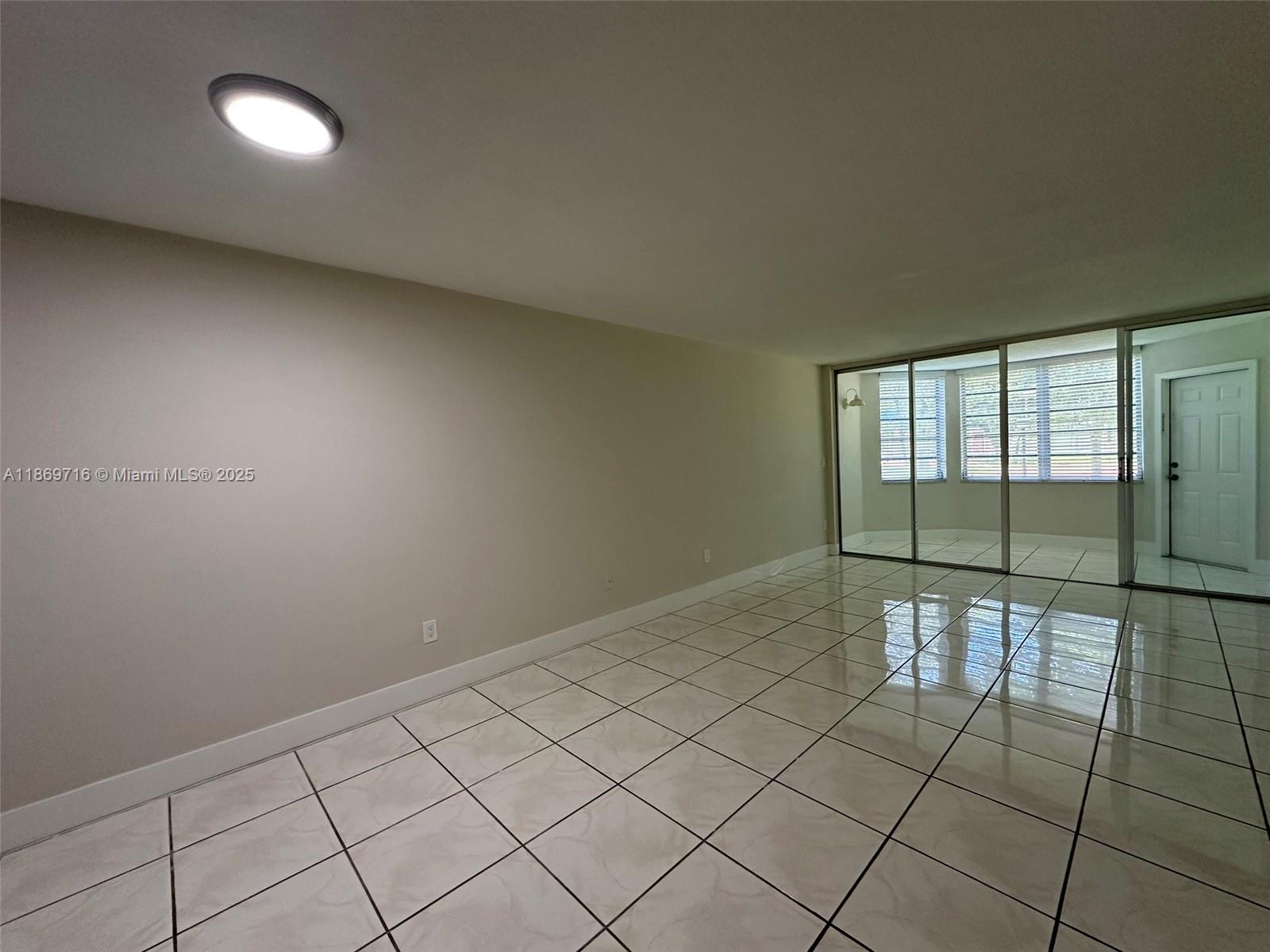 ROLLING GREEN CONDO C - Residential