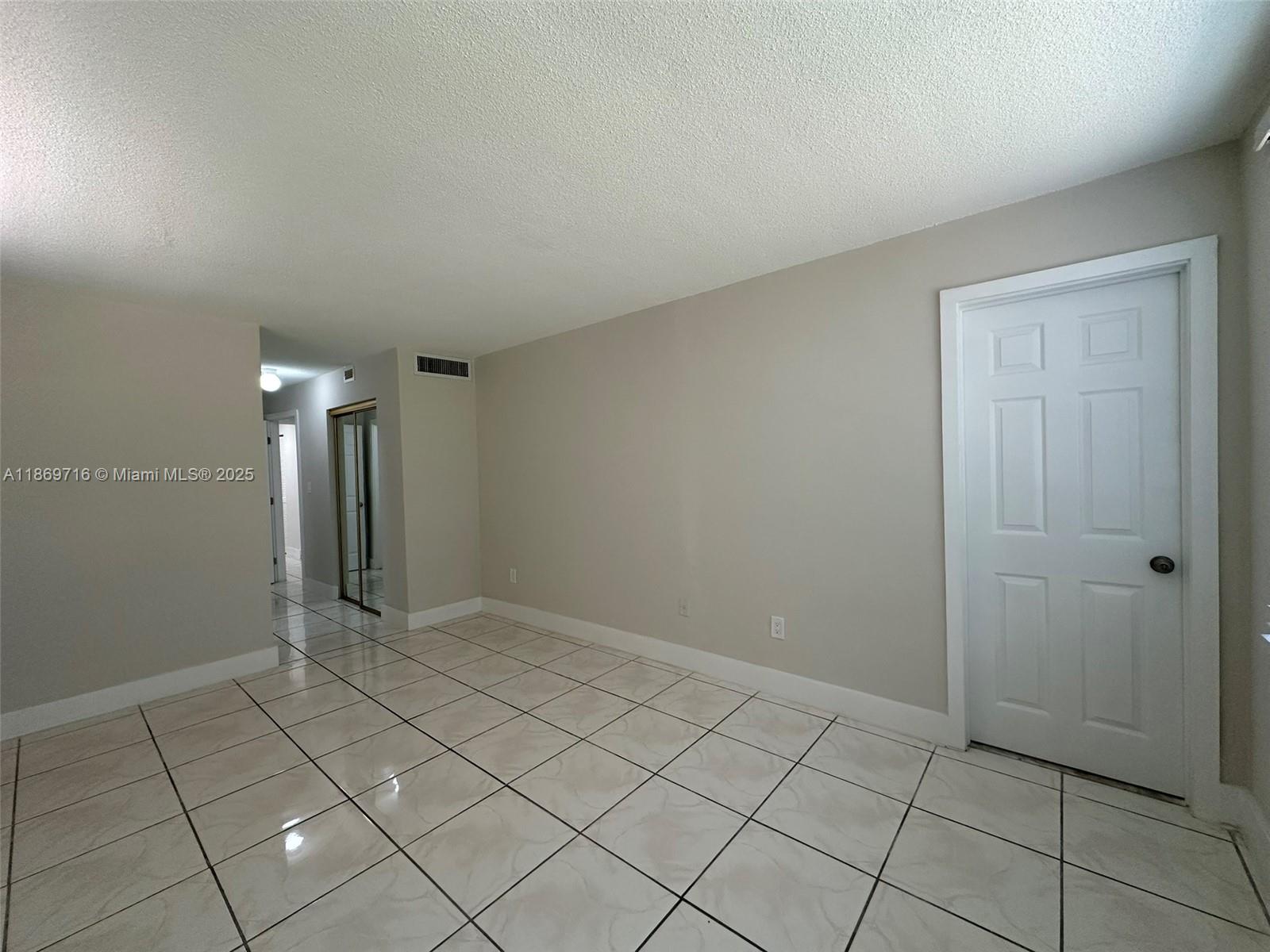 ROLLING GREEN CONDO C - Residential