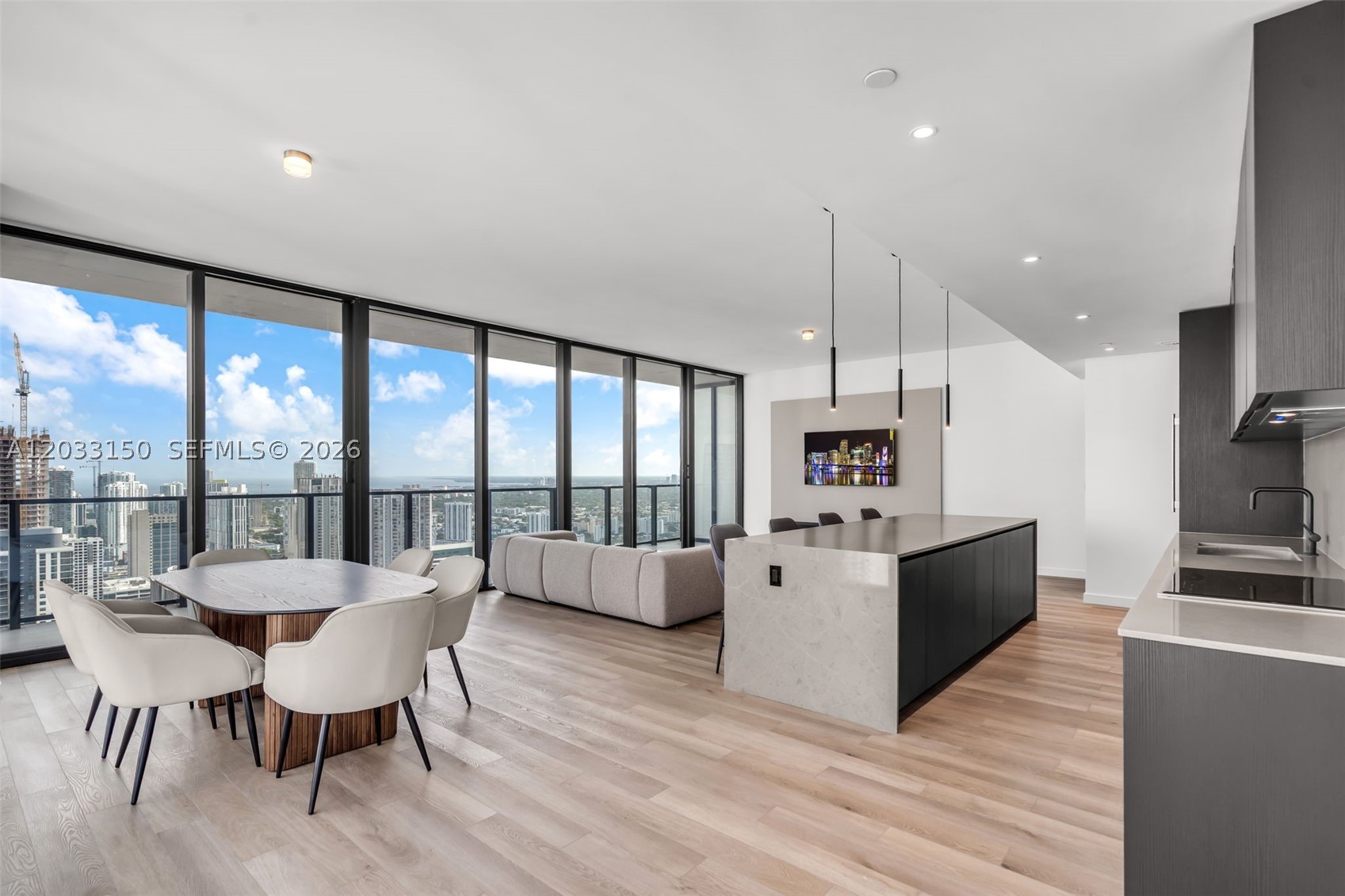 MIAMI NORTH - Residential Lease