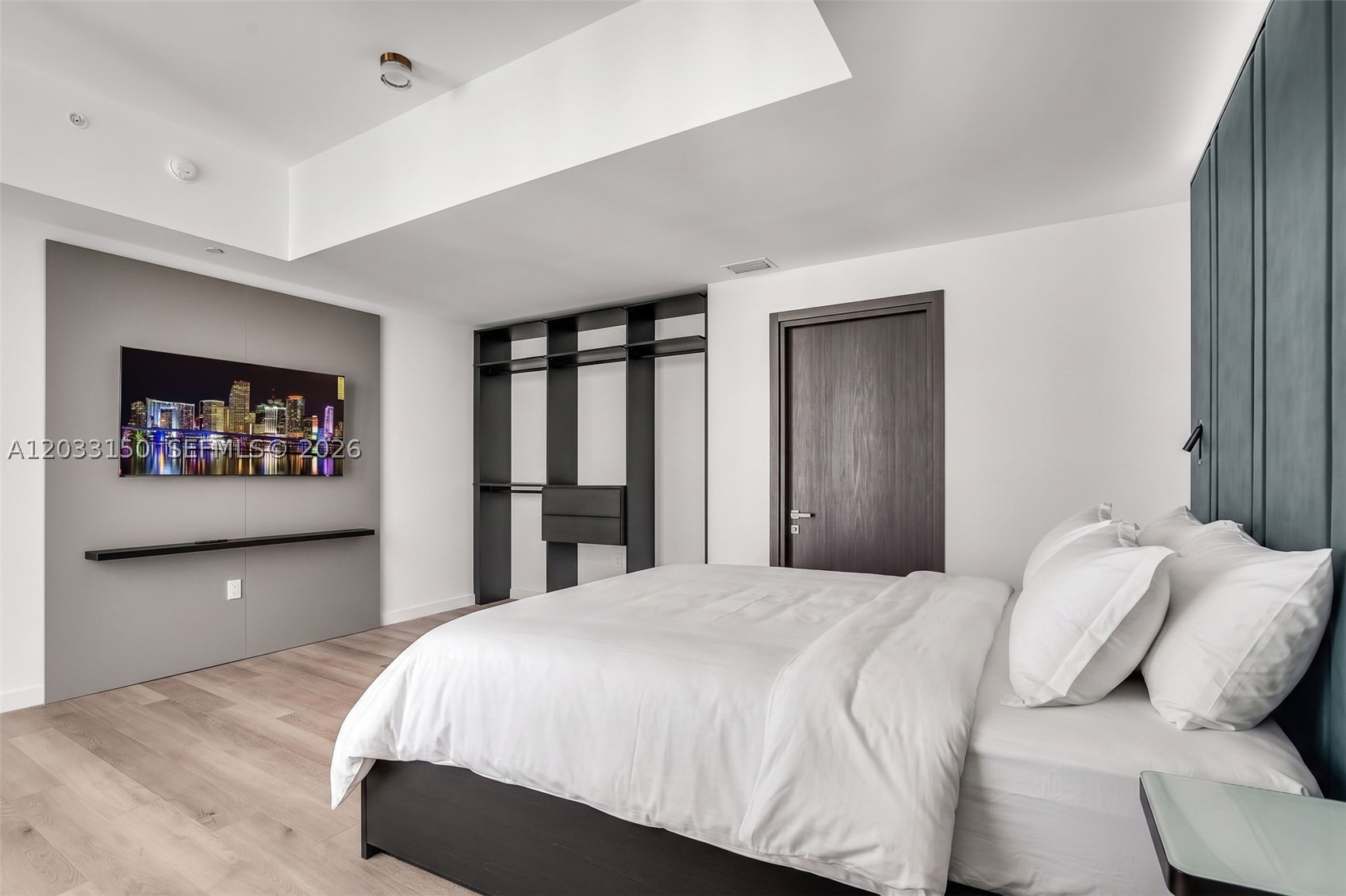 MIAMI NORTH - Residential Lease