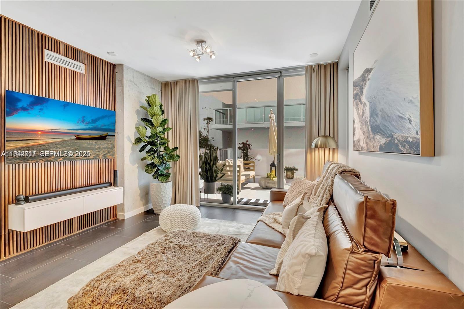 IOS ON THE BAY CONDO - Residential