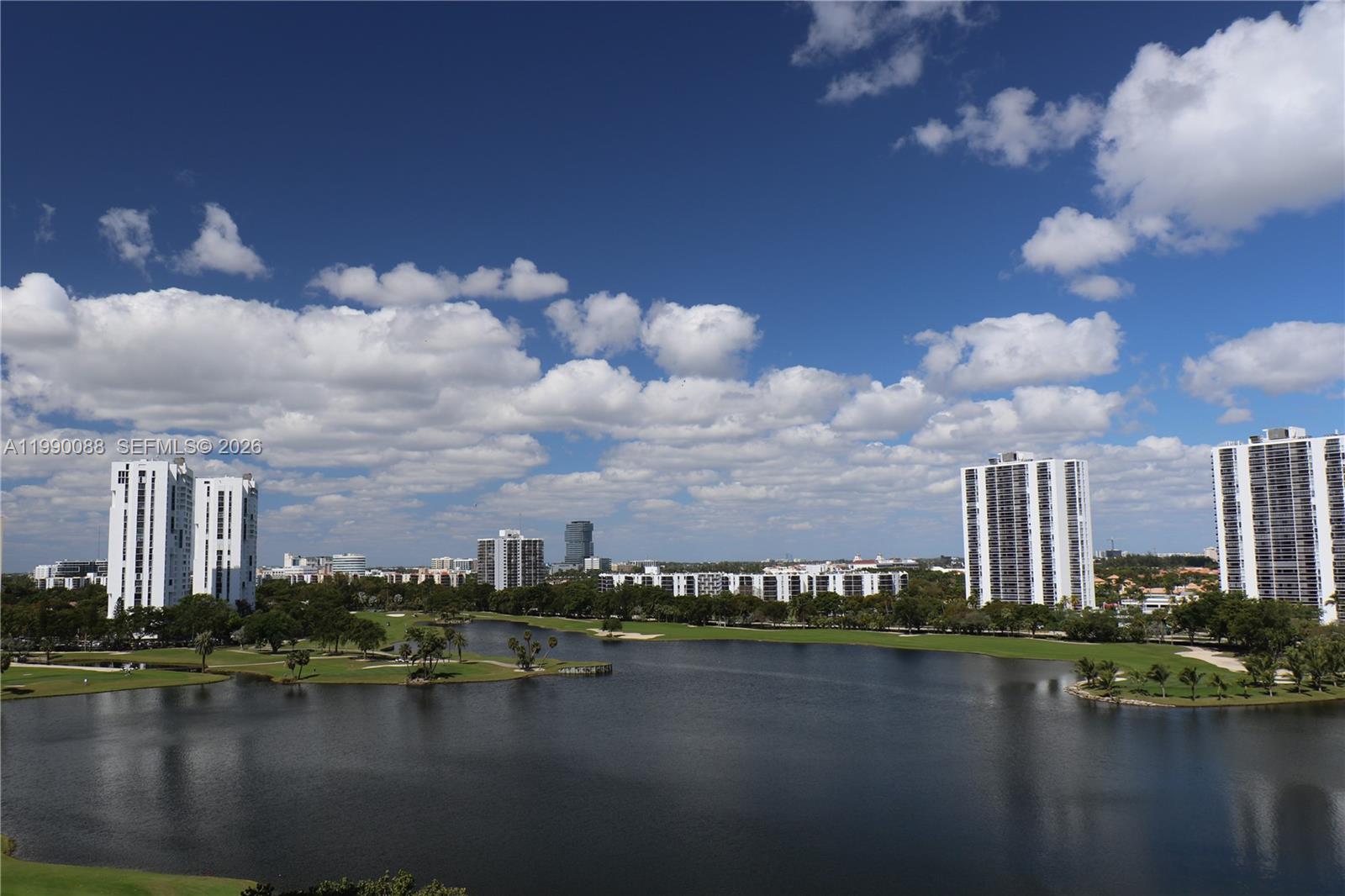 TURNBERRY VLG NO TOWER CO - Residential