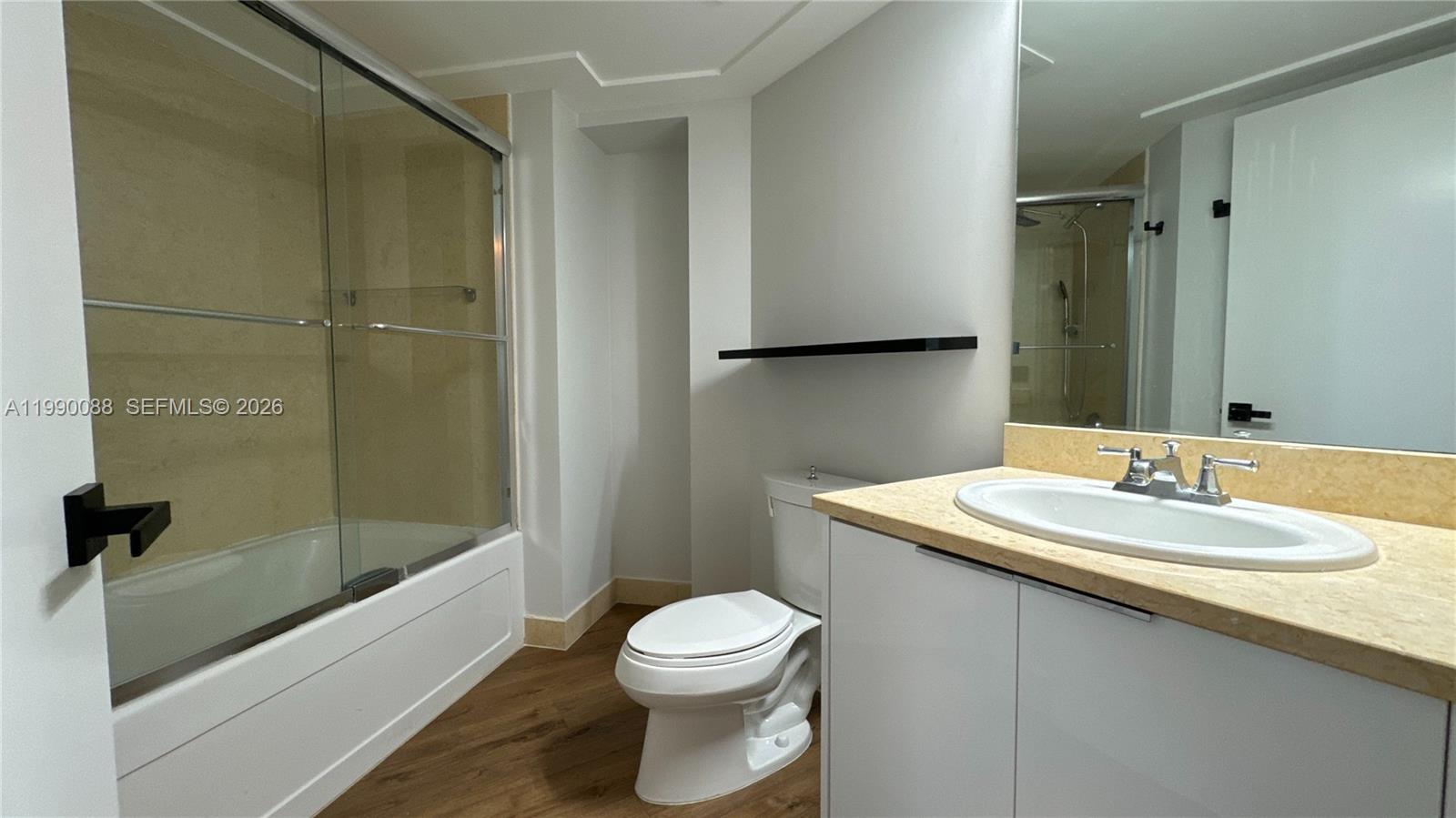 TURNBERRY VLG NO TOWER CO - Residential