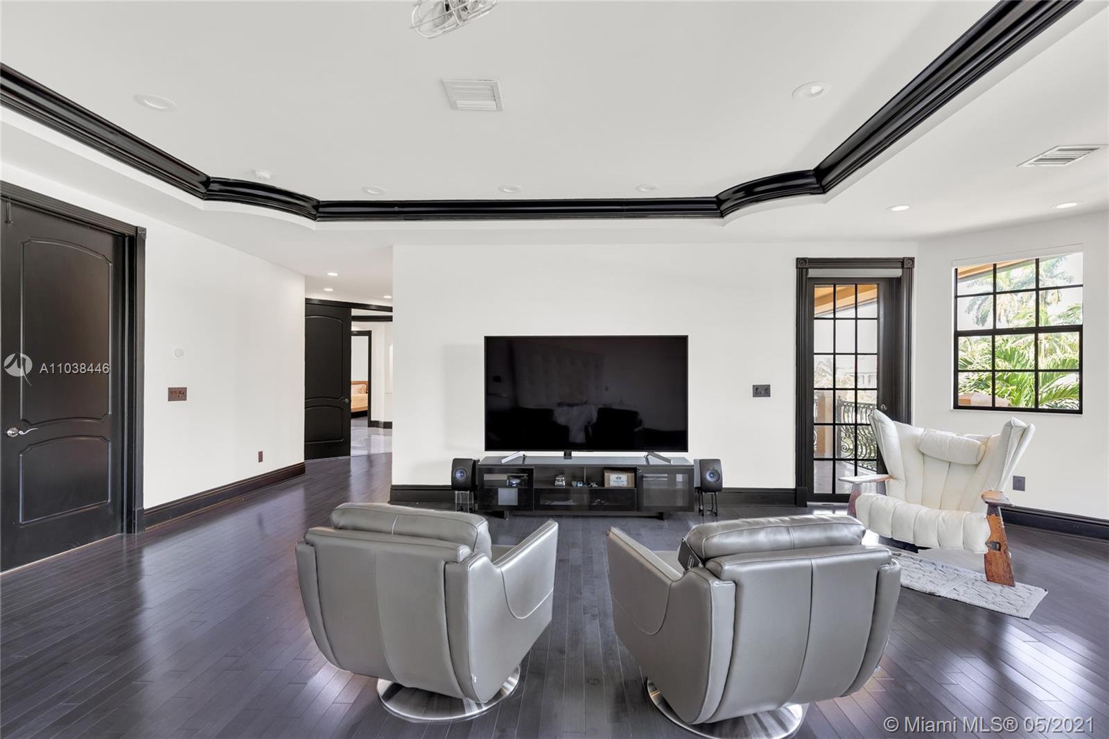 CORAL ISLES - Residential