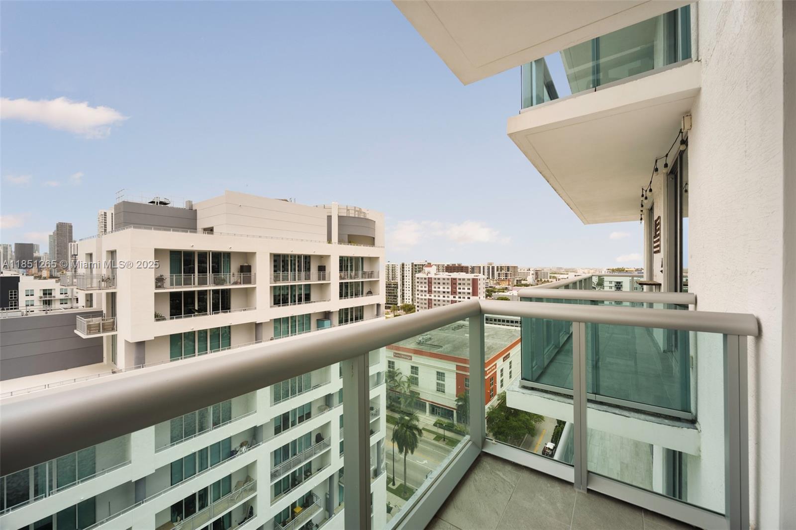 GALLERY ART CONDO - Residential Lease
