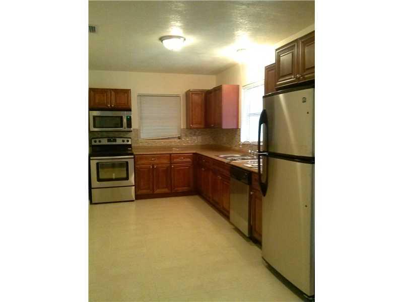 NEWLY REMODELED SINGLE FAMILY HOME. STAINLESS STEEL MICROWAVE, REFRIGERATOR, STOVE AND DISHWASHER. WASHER DRYER INCLUDED, BATHROOMS COMPLETELY RENOVATED, TILE FLOORS THROUGHOUT WITH DEN AREA. SECTION 8 PAY 1 MONTH SECURITY DEPOSIT AND CONVENTIONAL TENANTS  PAY 1ST, LAST AND SECURITY. TEXT OR CALL LISTING AGENT FOR DETAILS.