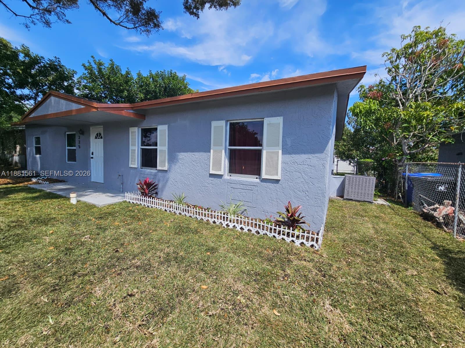 NORTH LAUDERDALE VILLAGE - Residential