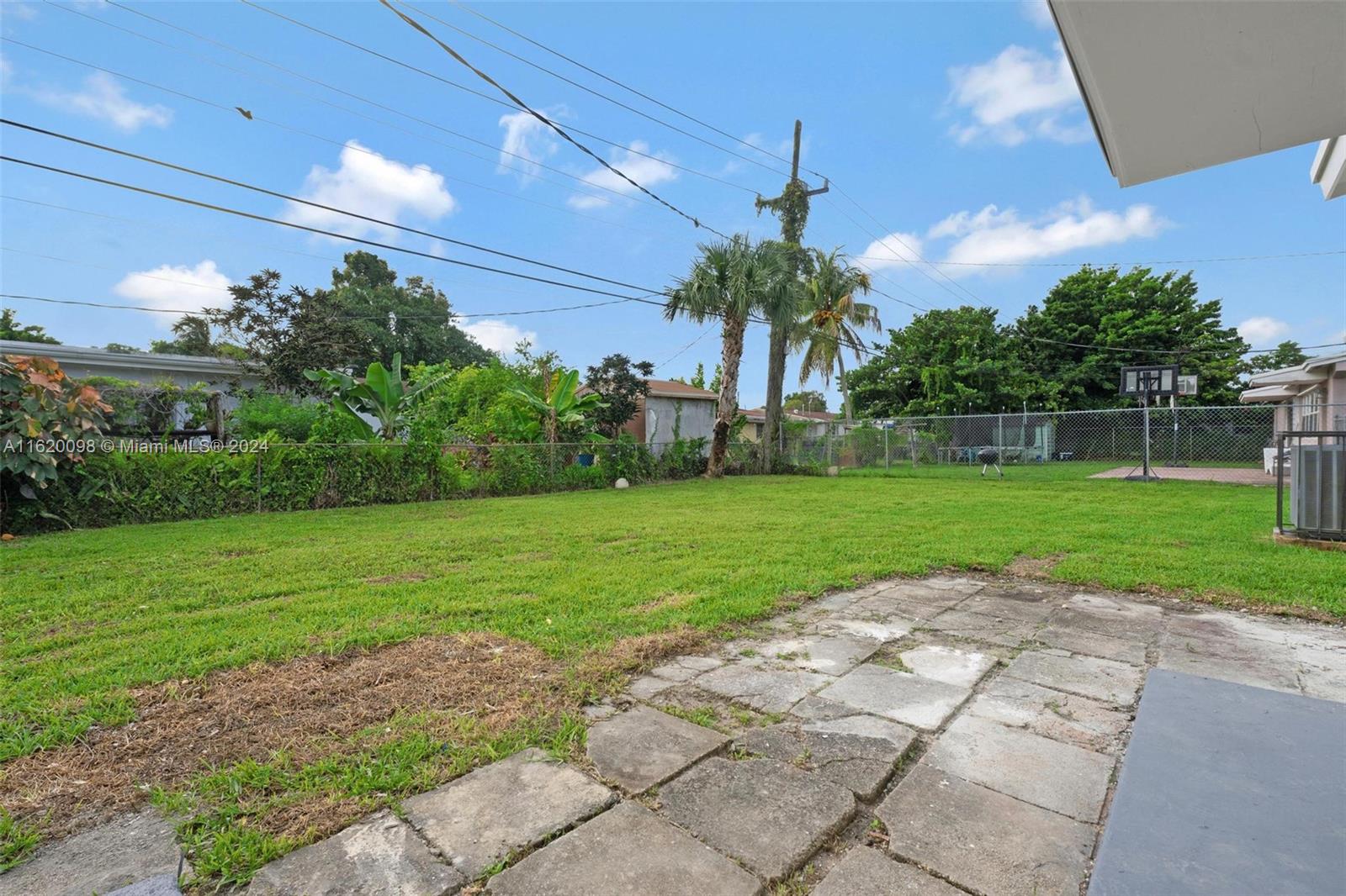 BELL GARDENS - Residential