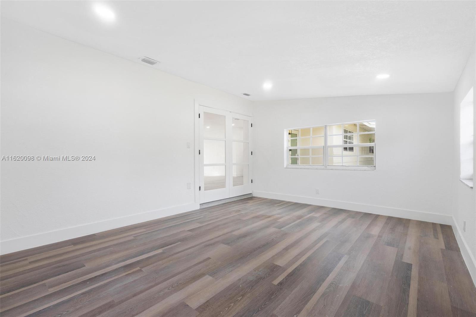 BELL GARDENS - Residential