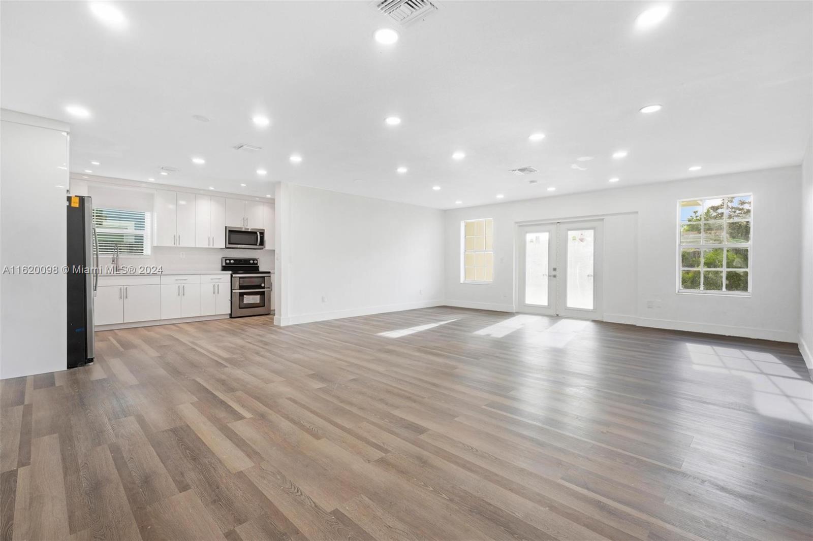 BELL GARDENS - Residential