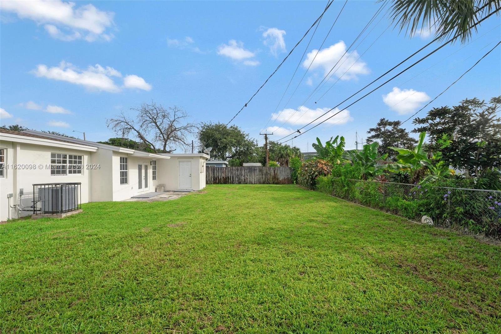 BELL GARDENS - Residential