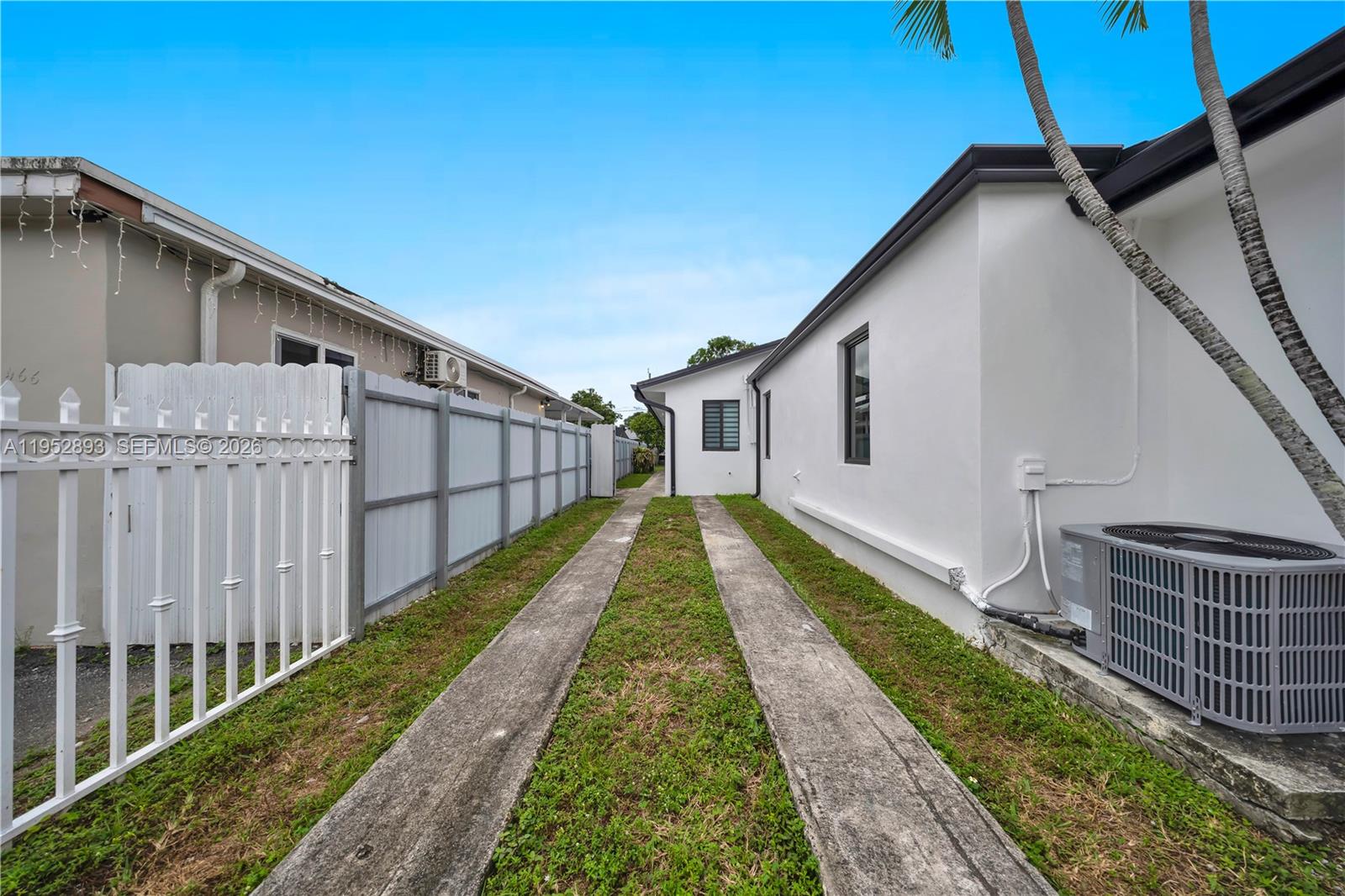 6TH ADDN TO HIALEAH - Residential Income