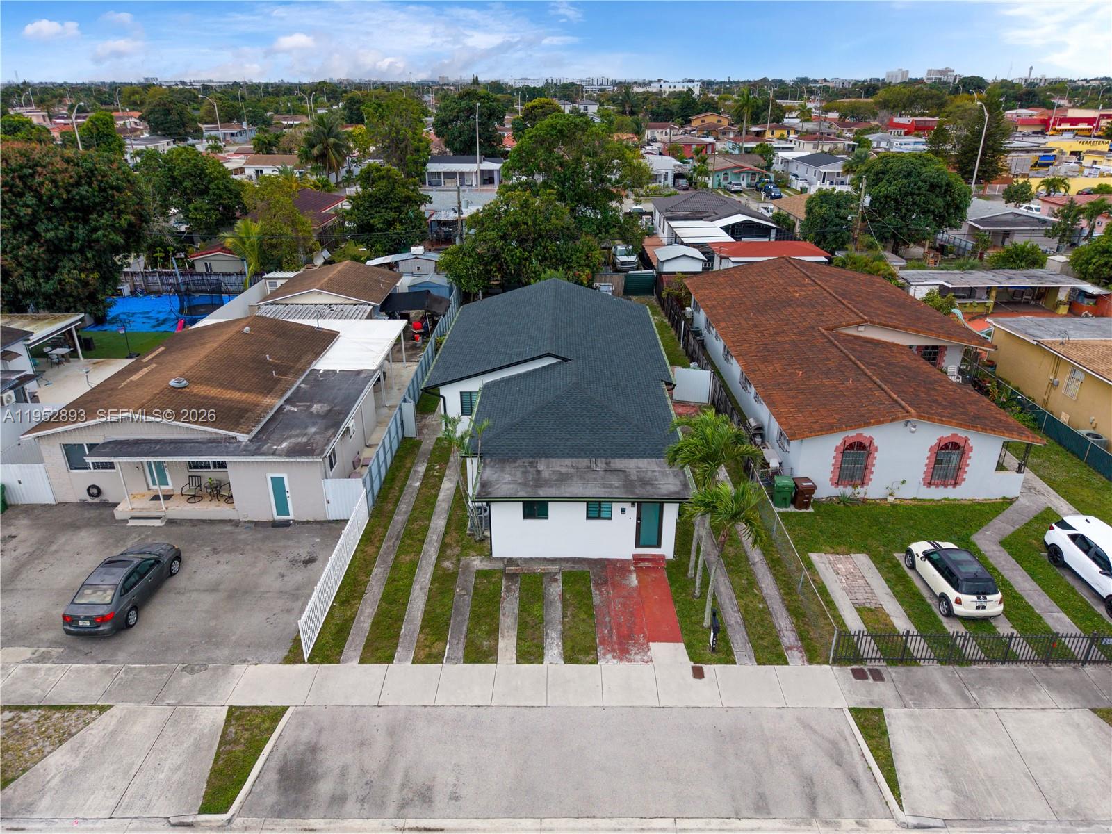 6TH ADDN TO HIALEAH - Residential Income
