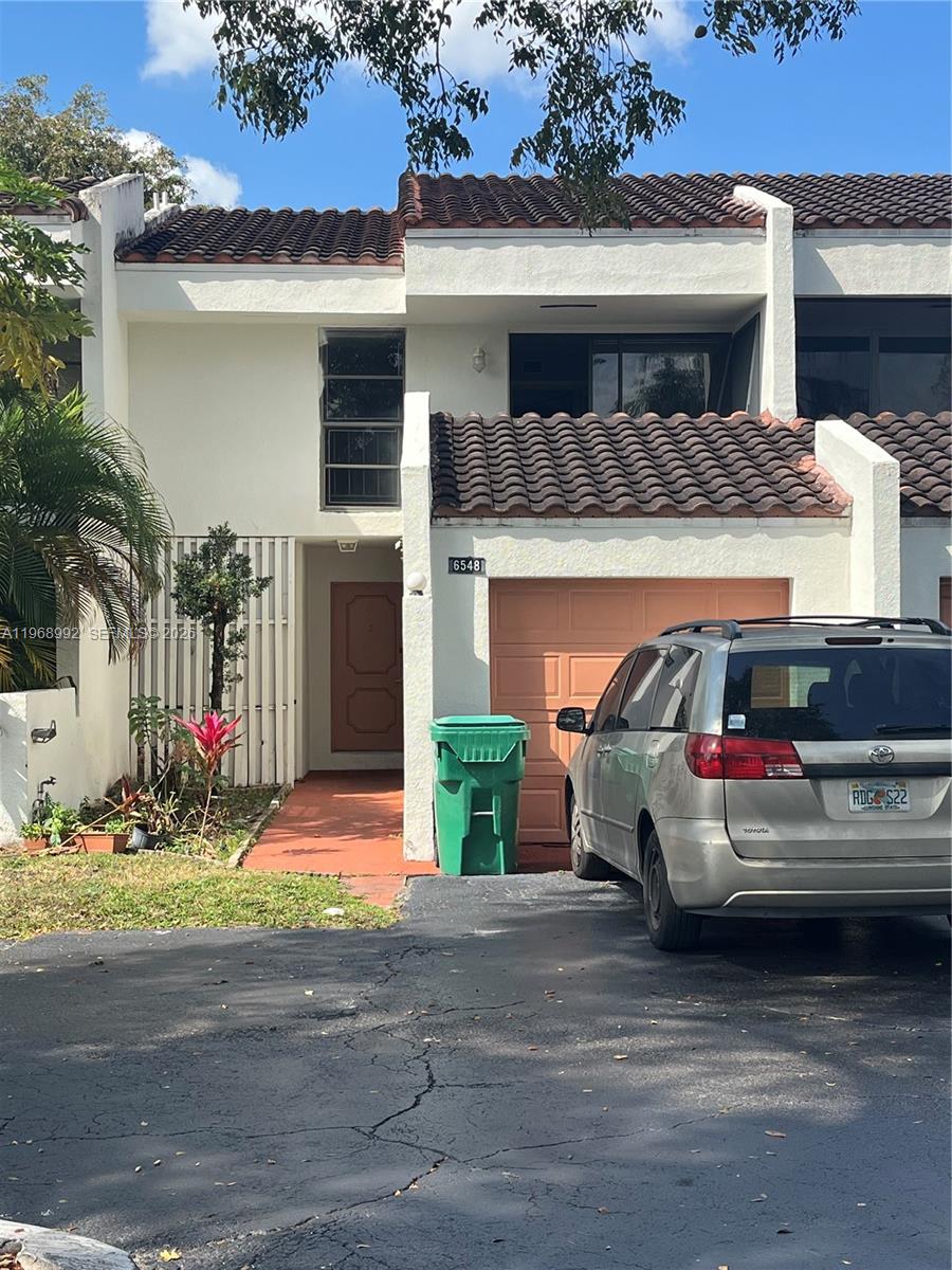 FULLY RENOVATED, CUL-DE-SAC TOWNHOME IN THE GATED COURTS OF INVERRARY. DECEPTIVELY LARGE 3 BEDROOM / 2.5 BATHROOM WITH WOOD FLOORS IN BEDROOMS. UPSCALE, MODERN TILE FLOORING AND FINISHES, STONE COUNTERTOPS, NEW EVERYTHING. TUCKED AWAY IN A SECURE GATED COMMUNITY IN THE HEART OF INVERRARY. CLOSE TO SHOPPING AND EVERYTHING YOU NEED. AMENITIES INCLUDE A HEATED SWIMMING POOL, SAUNA, GYM, AND PLAYGROUNDS. COME SEE!