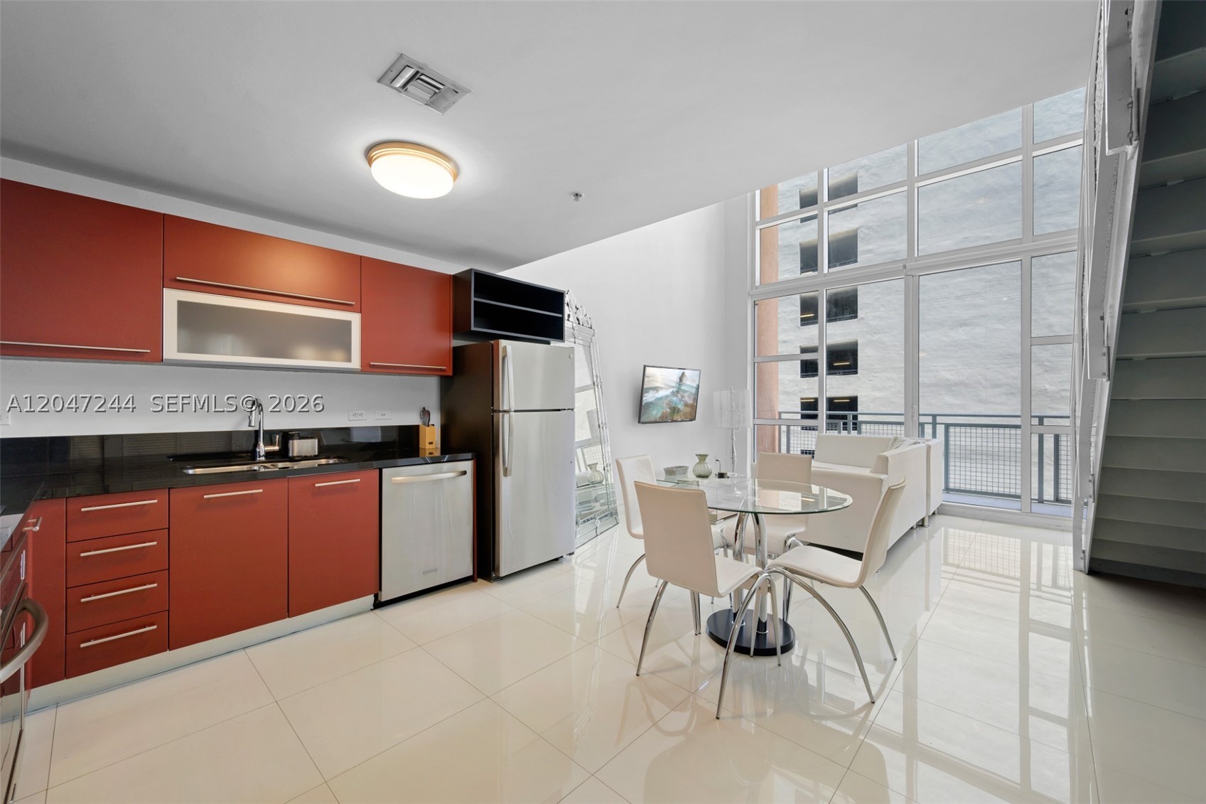 VIZCAYNE NORTH CONDO - Residential