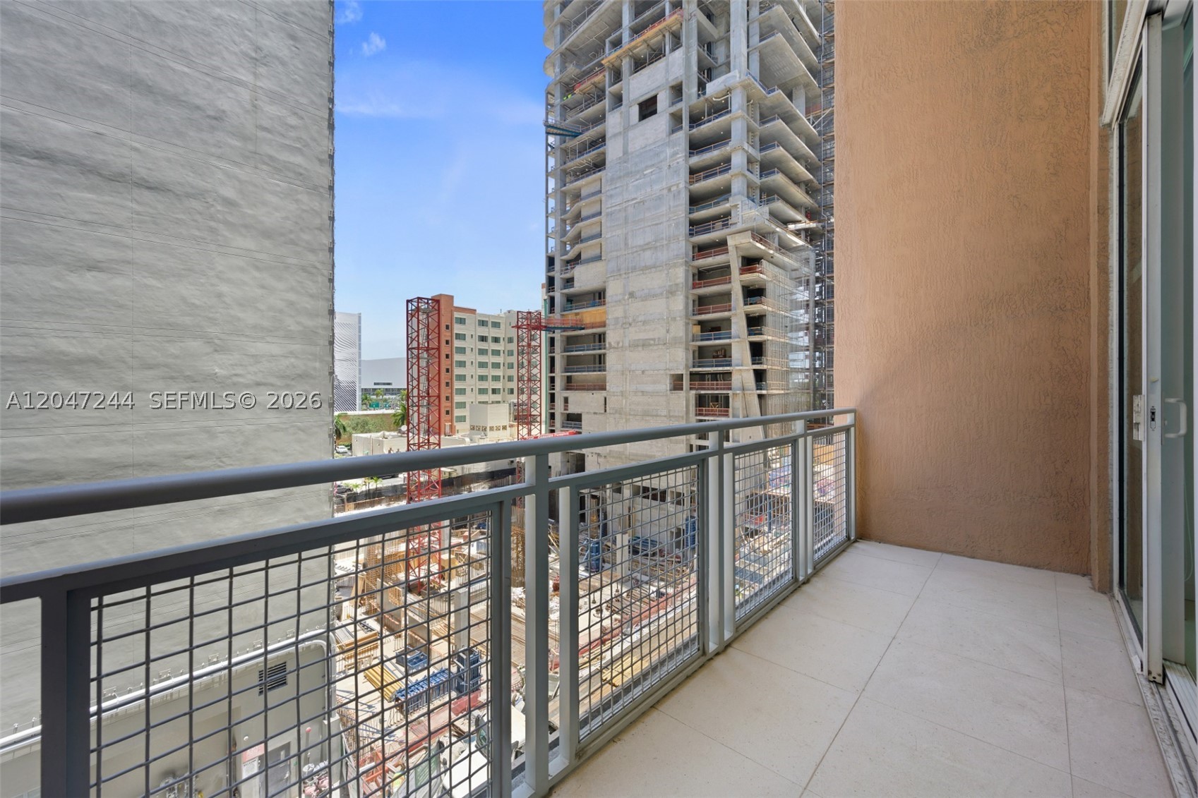 VIZCAYNE NORTH CONDO - Residential