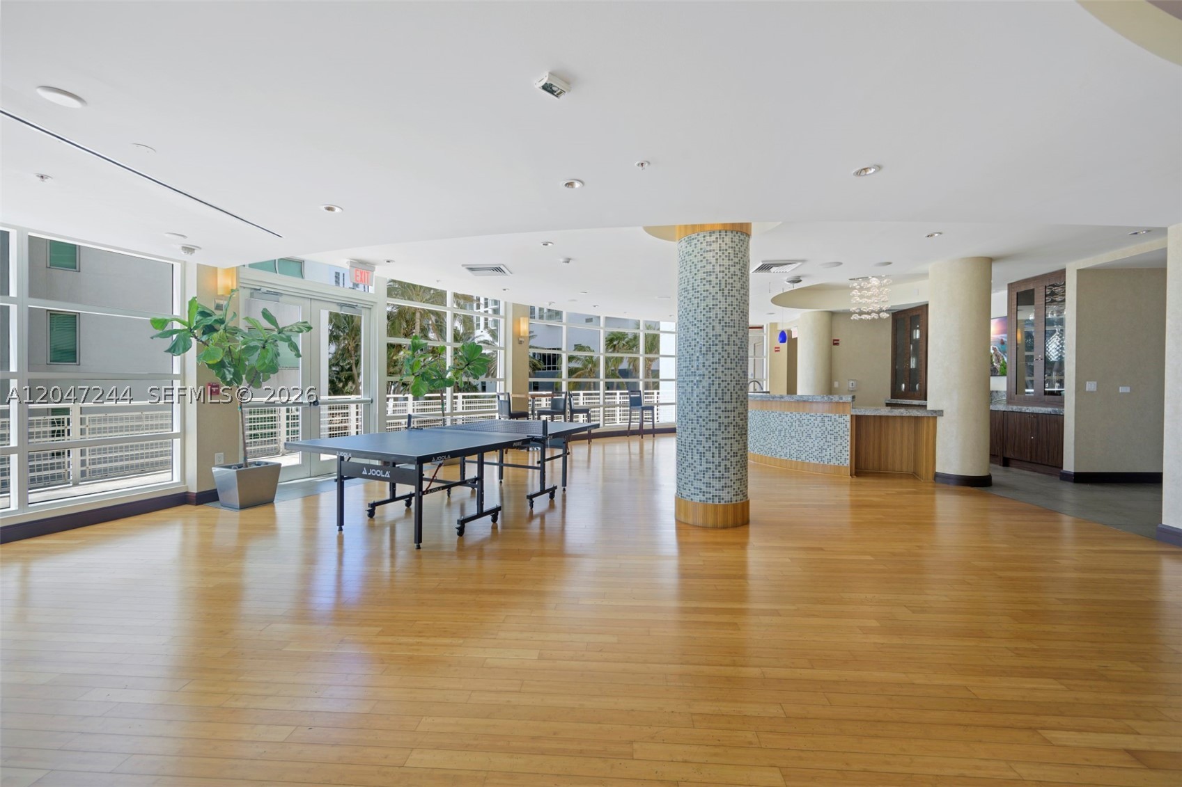 VIZCAYNE NORTH CONDO - Residential