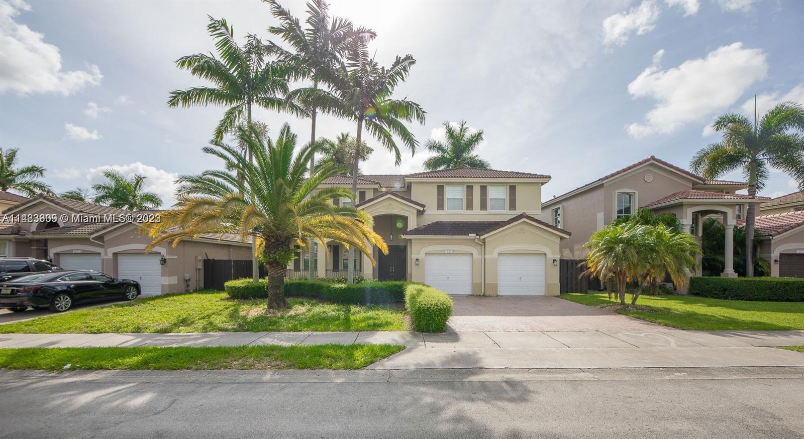 KENDALL BREEZE - Residential Lease