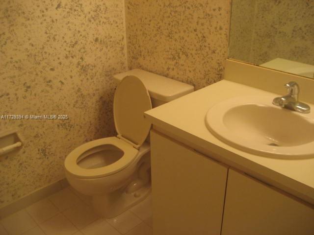 LES CHATEAUX AT INT GARDE - Residential Lease
