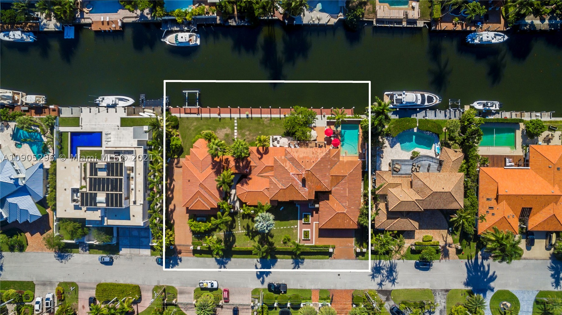 PELICAN ISLE - Residential