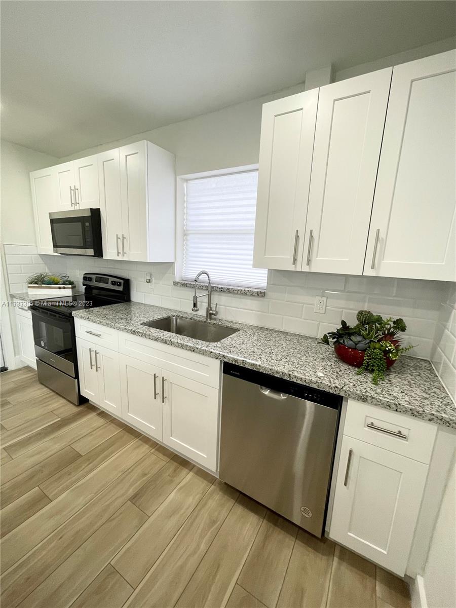 PONCE DE LEON - Residential