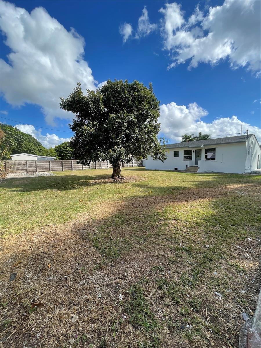 PONCE DE LEON - Residential