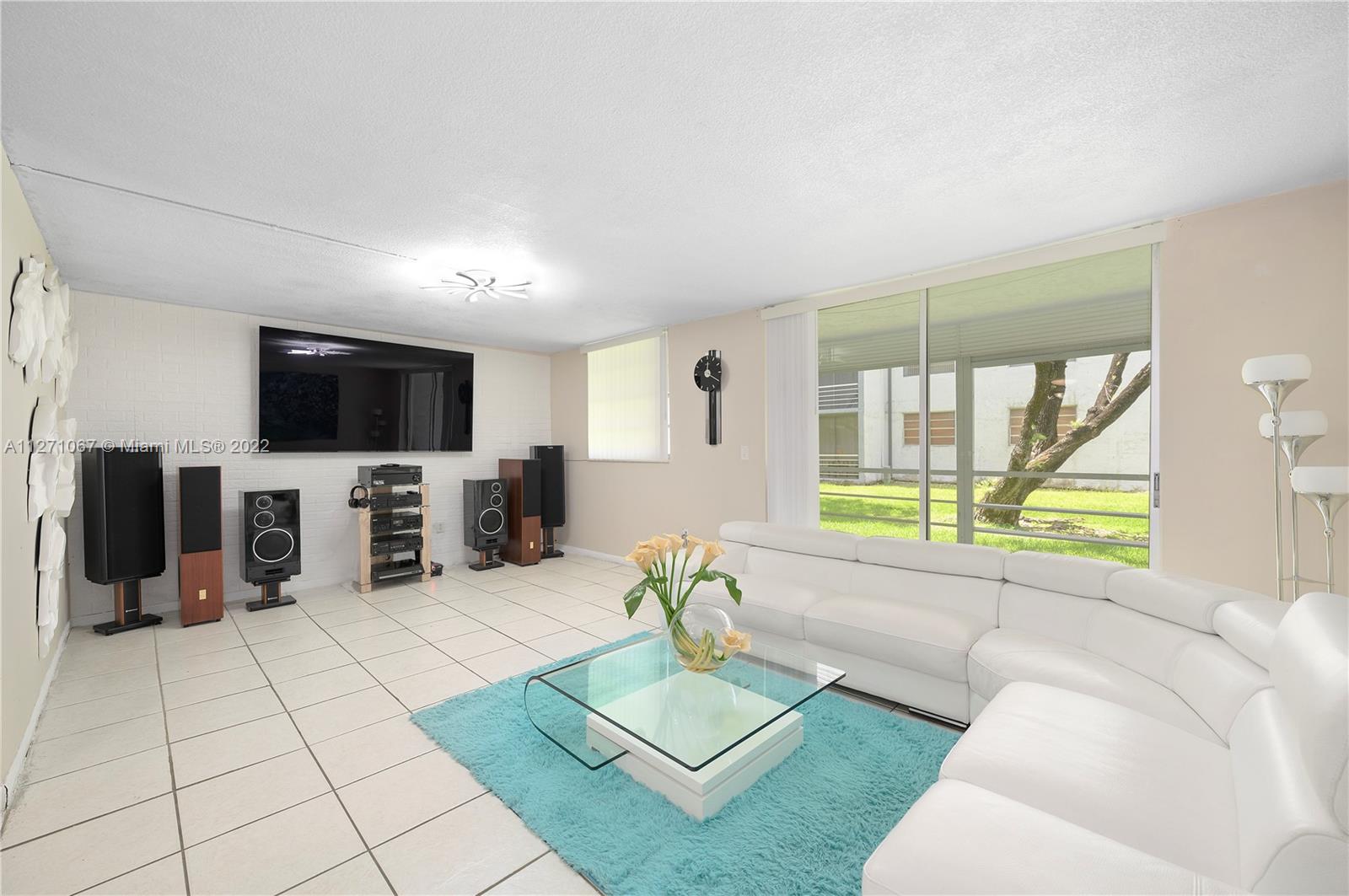 EL CONQUISTADOR SOUTH CON - Residential Lease