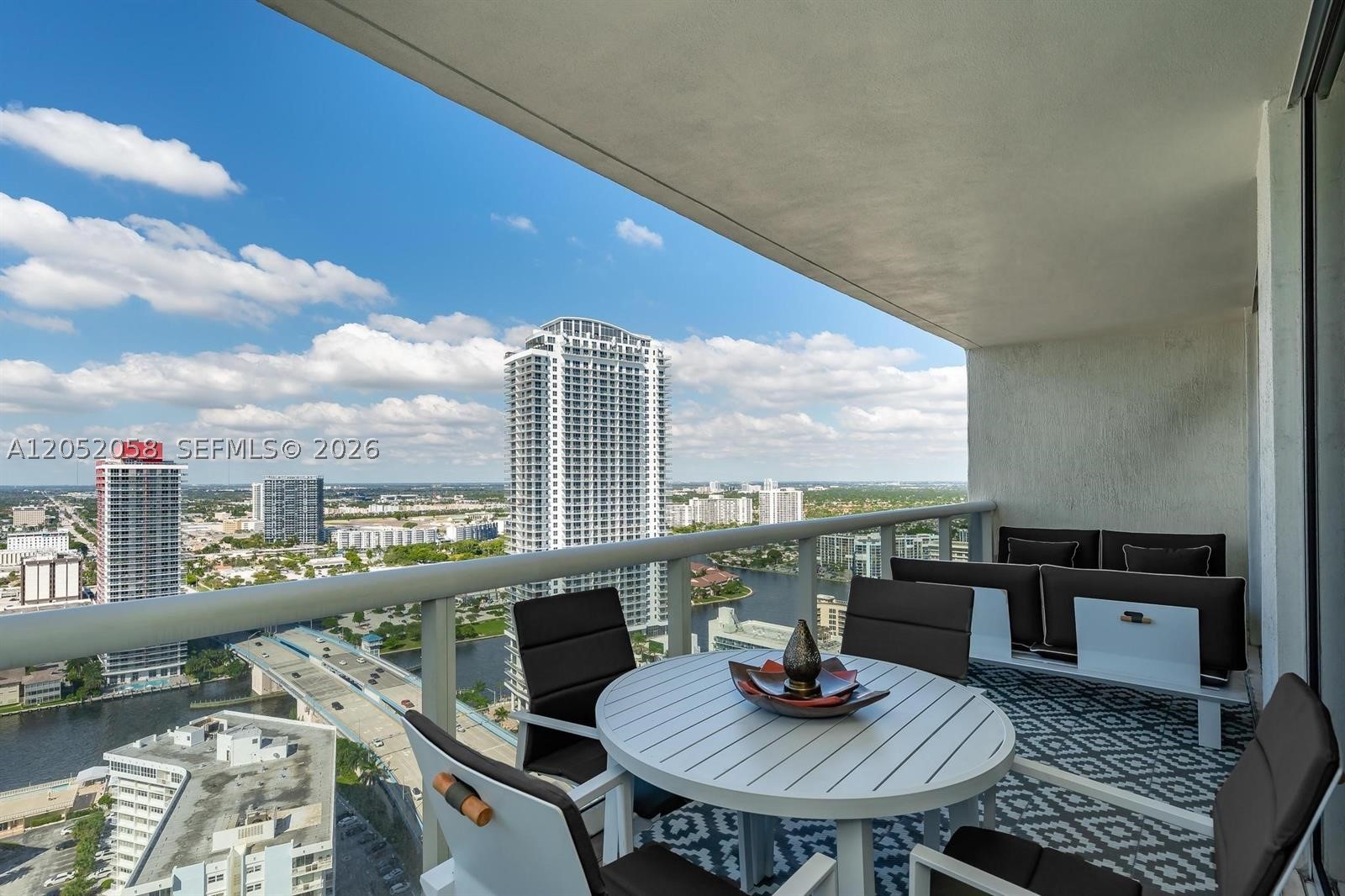 BEACH CLUB THREE CONDO - Residential Lease