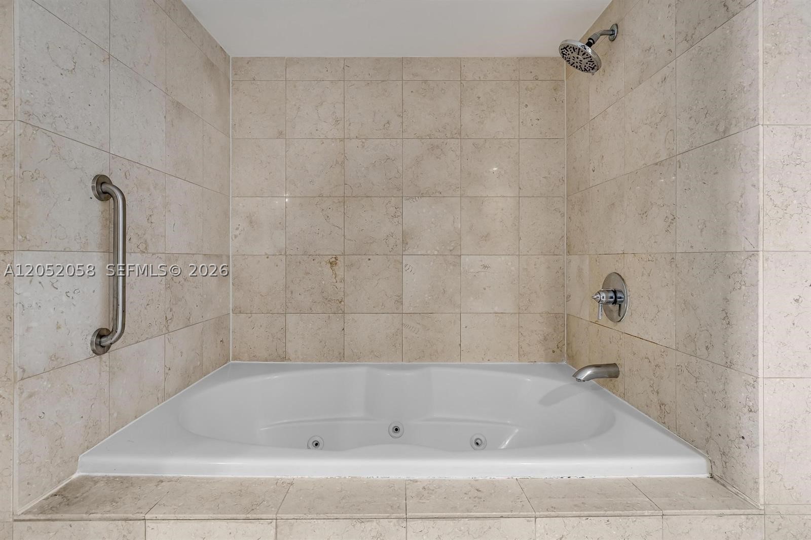 BEACH CLUB THREE CONDO - Residential Lease