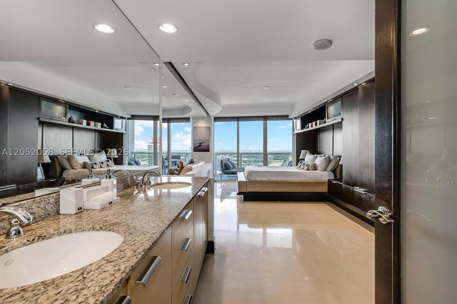 BEACH CLUB THREE CONDO - Residential Lease