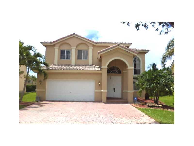 POD 1 AT MONARCH LAKES 16 - Residential Lease