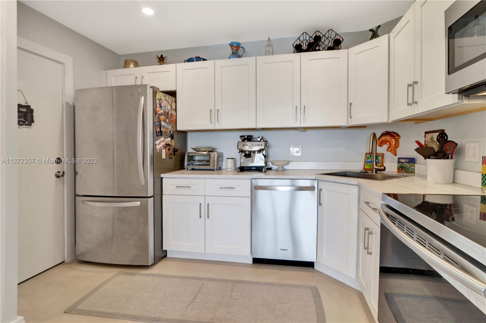 LAS OLAS VILLAS CONDO - Residential Lease