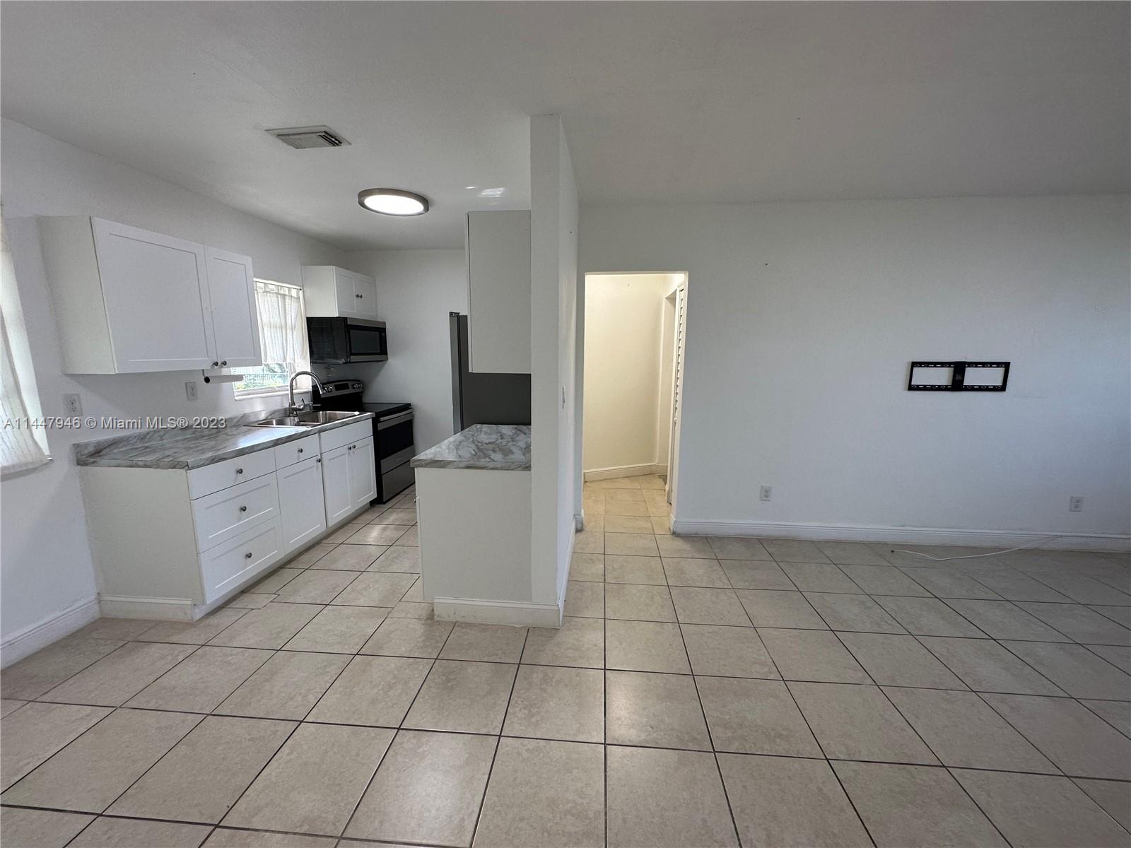SOUTH MIAMI HEIGHTS ADDN - Residential Lease