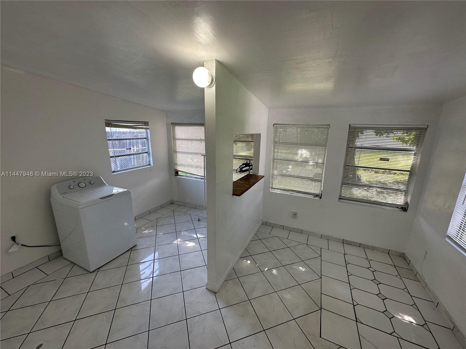 SOUTH MIAMI HEIGHTS ADDN - Residential Lease