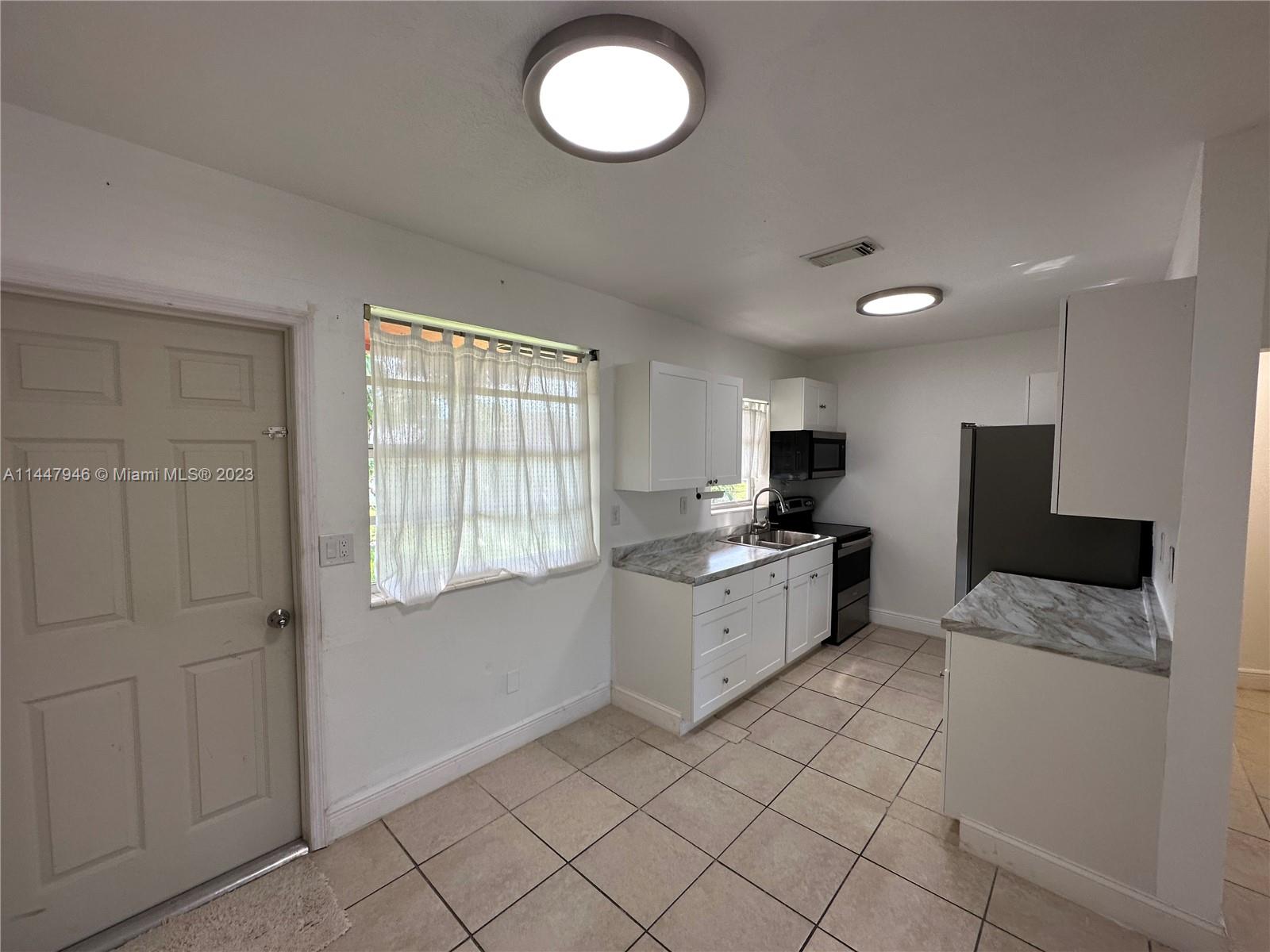 SOUTH MIAMI HEIGHTS ADDN - Residential Lease