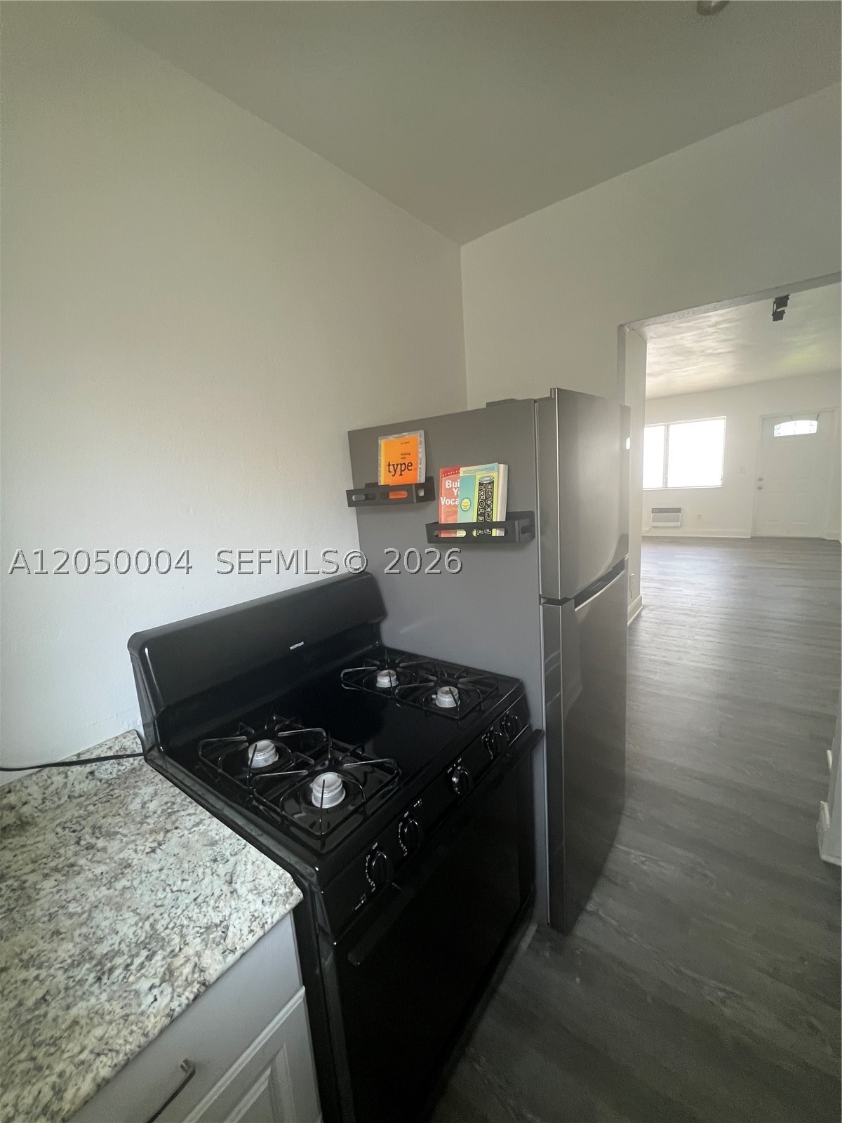 THE WILLIAM LEE CONDO - Residential Lease